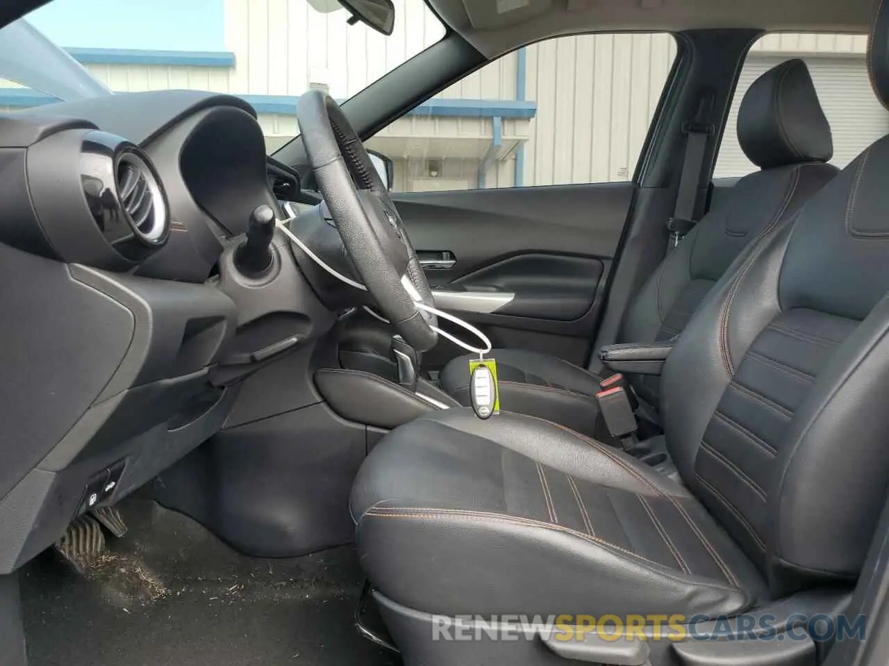 7 Photograph of a damaged car 3N1CP5DV9LL543336 NISSAN KICKS 2020