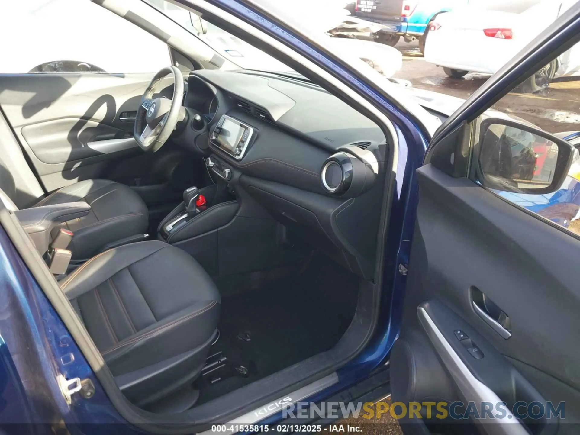 5 Photograph of a damaged car 3N1CP5DV9LL547922 NISSAN KICKS 2020