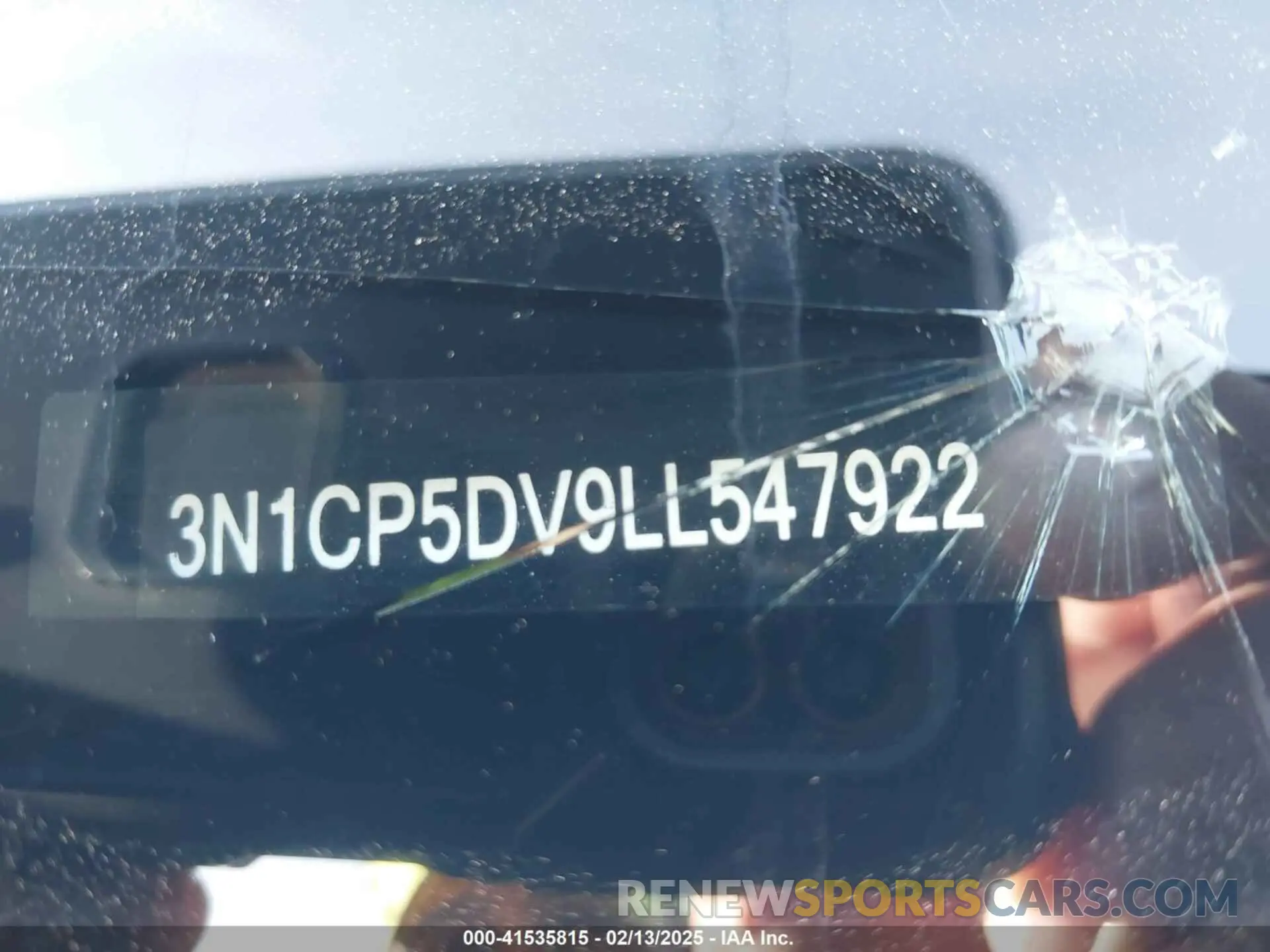 9 Photograph of a damaged car 3N1CP5DV9LL547922 NISSAN KICKS 2020