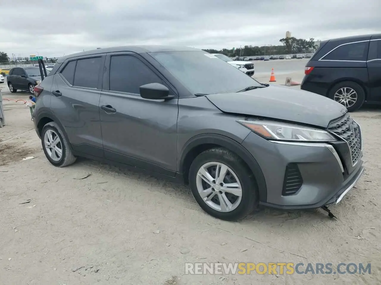 4 Photograph of a damaged car 3N1CP5BV0ML478977 NISSAN KICKS 2021