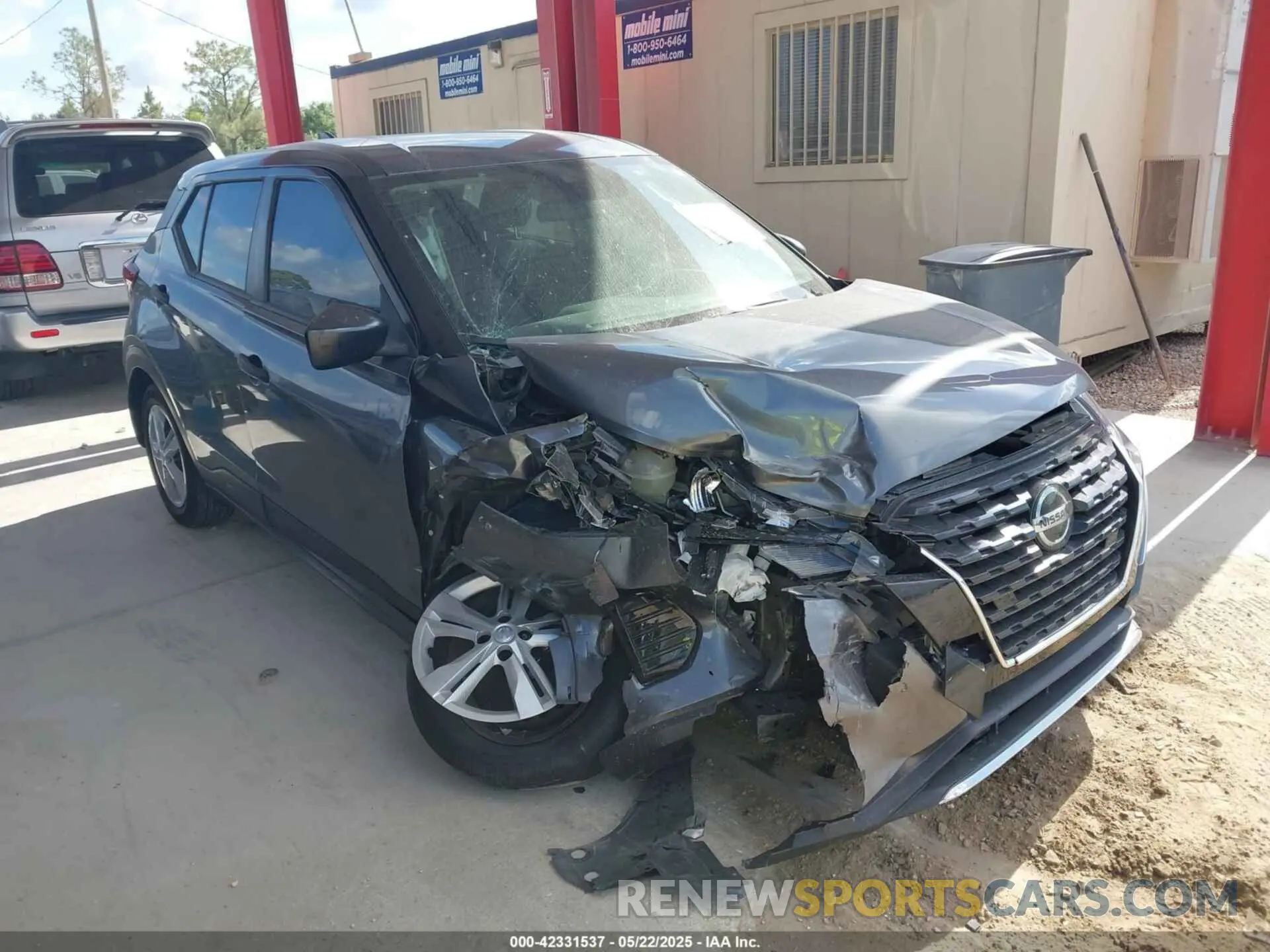 1 Photograph of a damaged car 3N1CP5BV0ML484178 NISSAN KICKS 2021