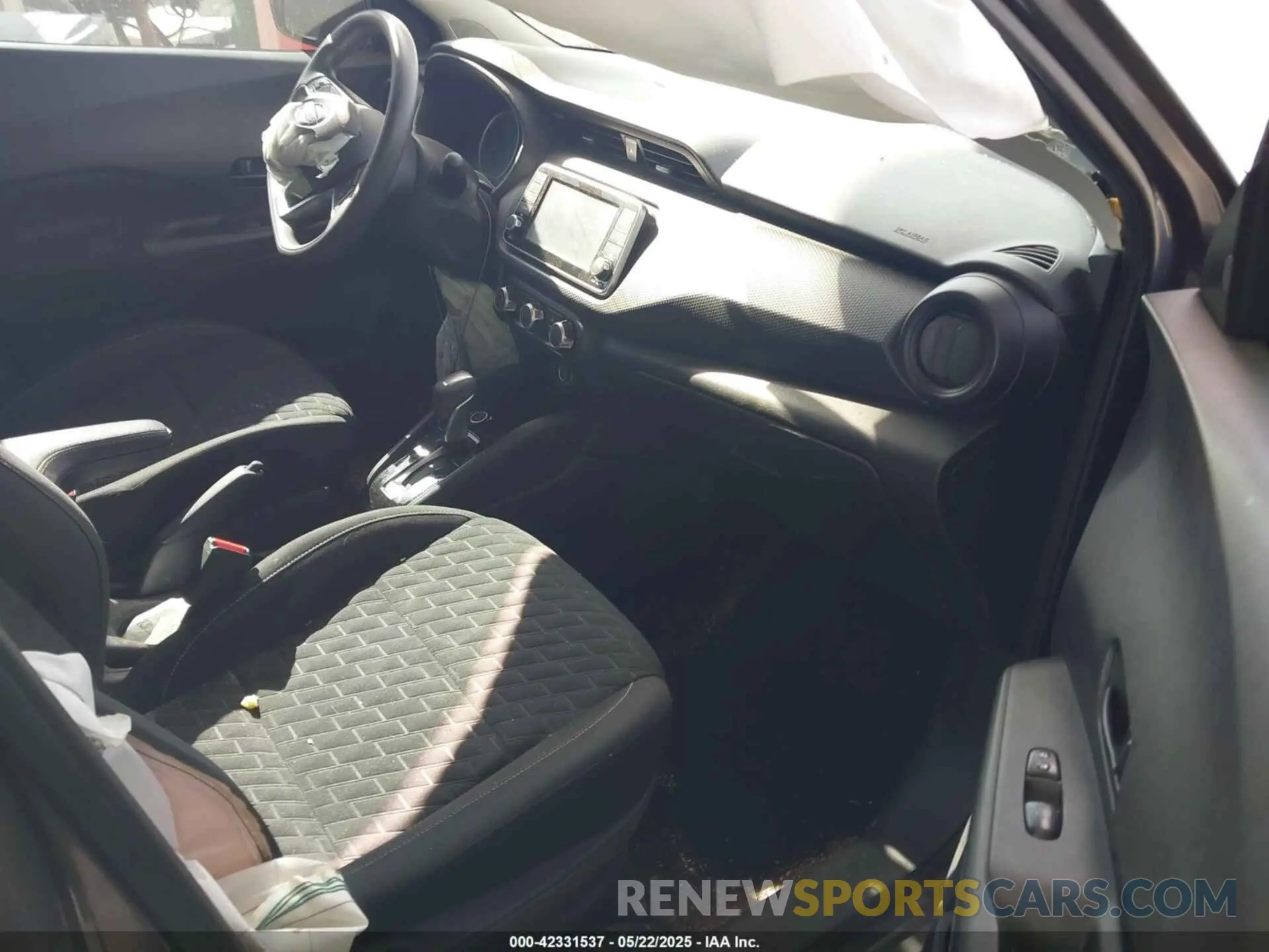 5 Photograph of a damaged car 3N1CP5BV0ML484178 NISSAN KICKS 2021