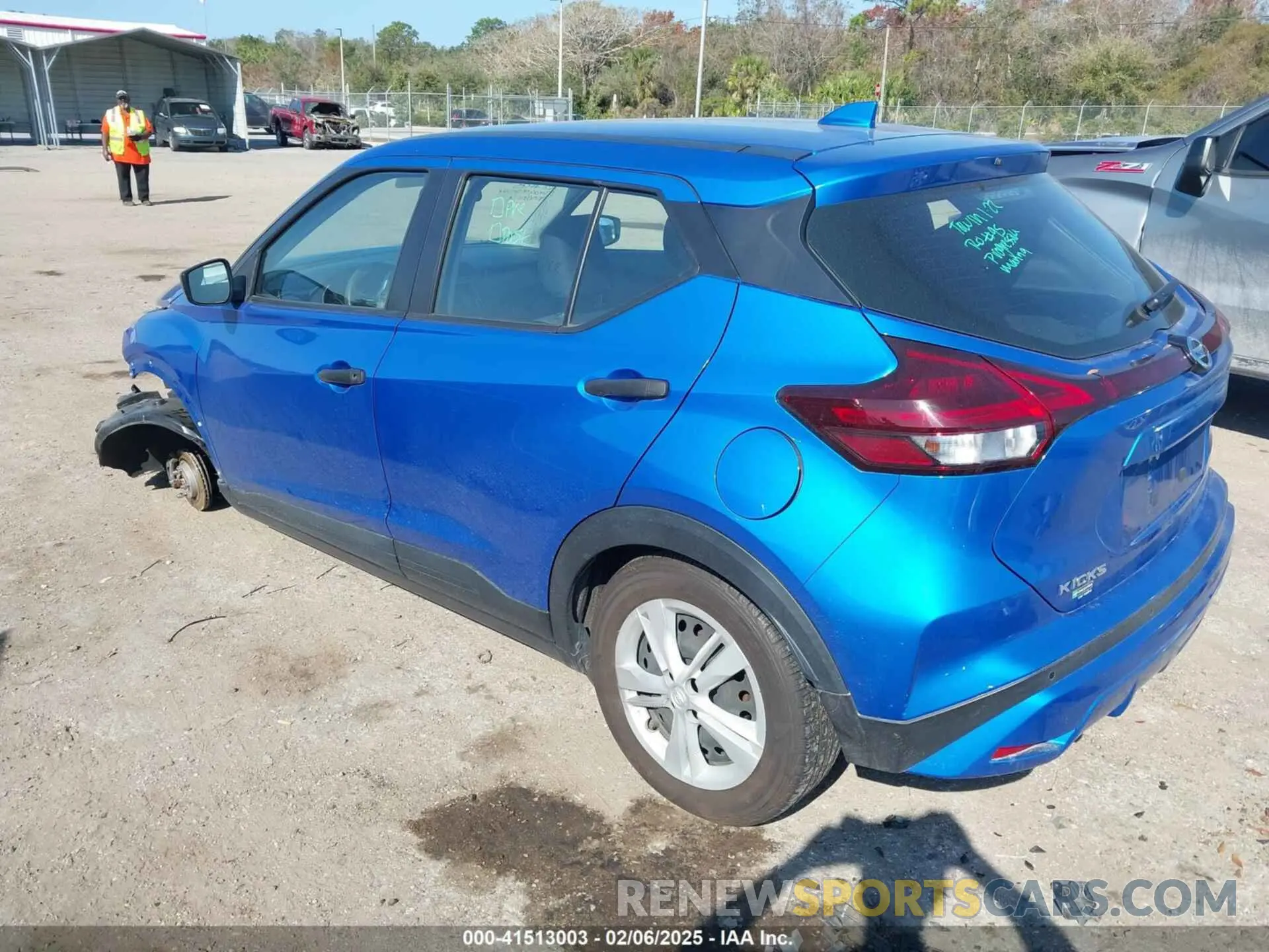 3 Photograph of a damaged car 3N1CP5BV0ML522783 NISSAN KICKS 2021