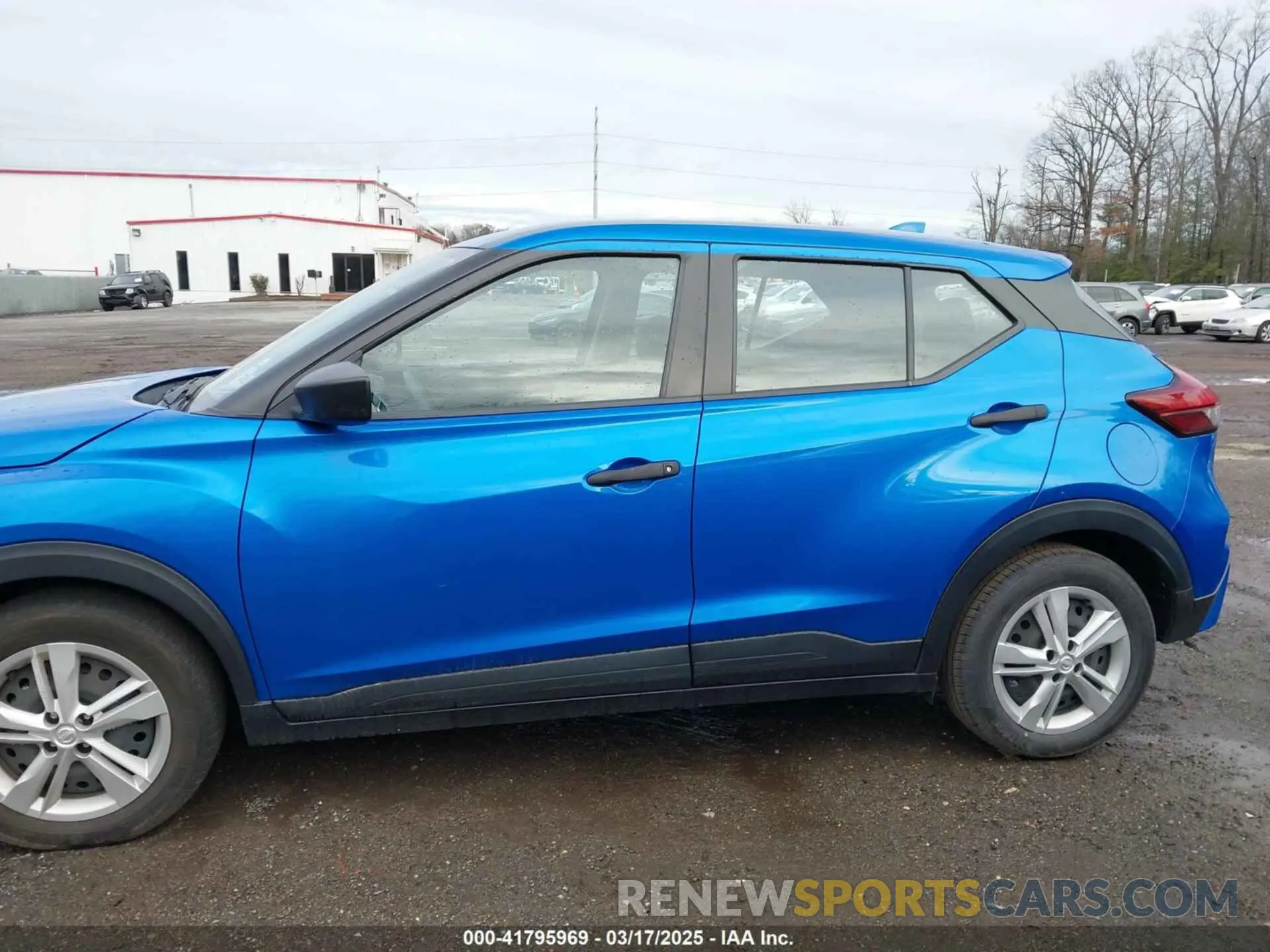 14 Photograph of a damaged car 3N1CP5BV0ML523576 NISSAN KICKS 2021
