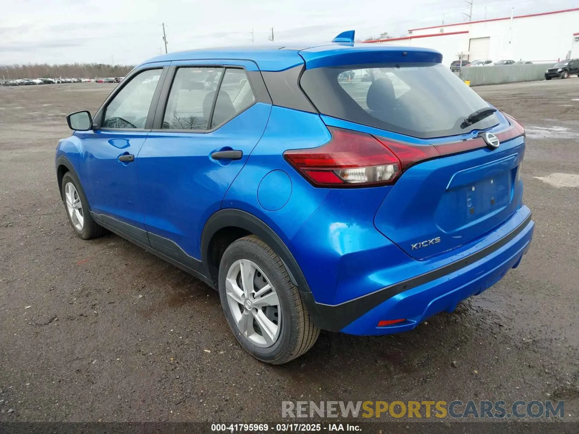 3 Photograph of a damaged car 3N1CP5BV0ML523576 NISSAN KICKS 2021