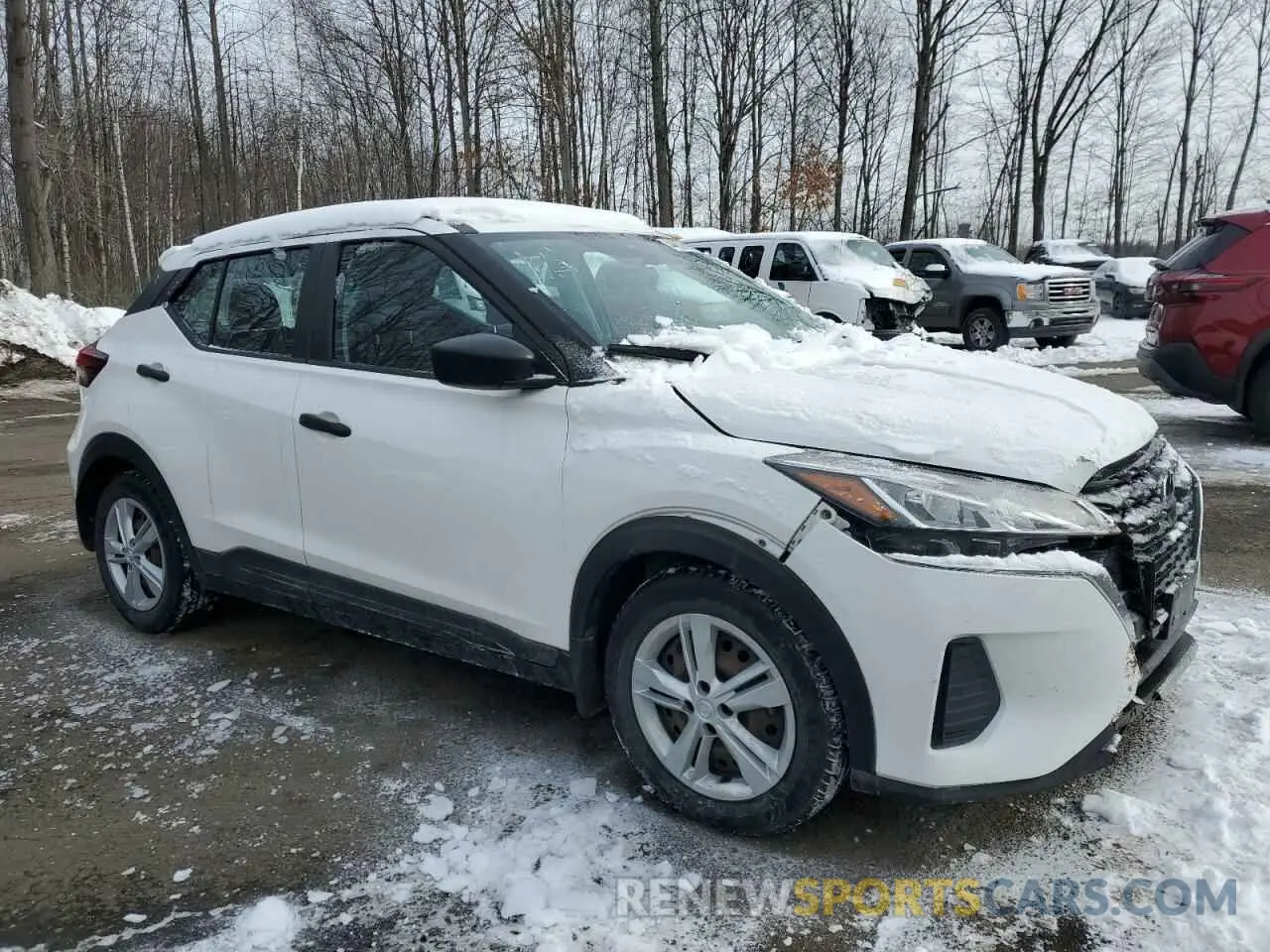 4 Photograph of a damaged car 3N1CP5BV0ML552656 NISSAN KICKS 2021