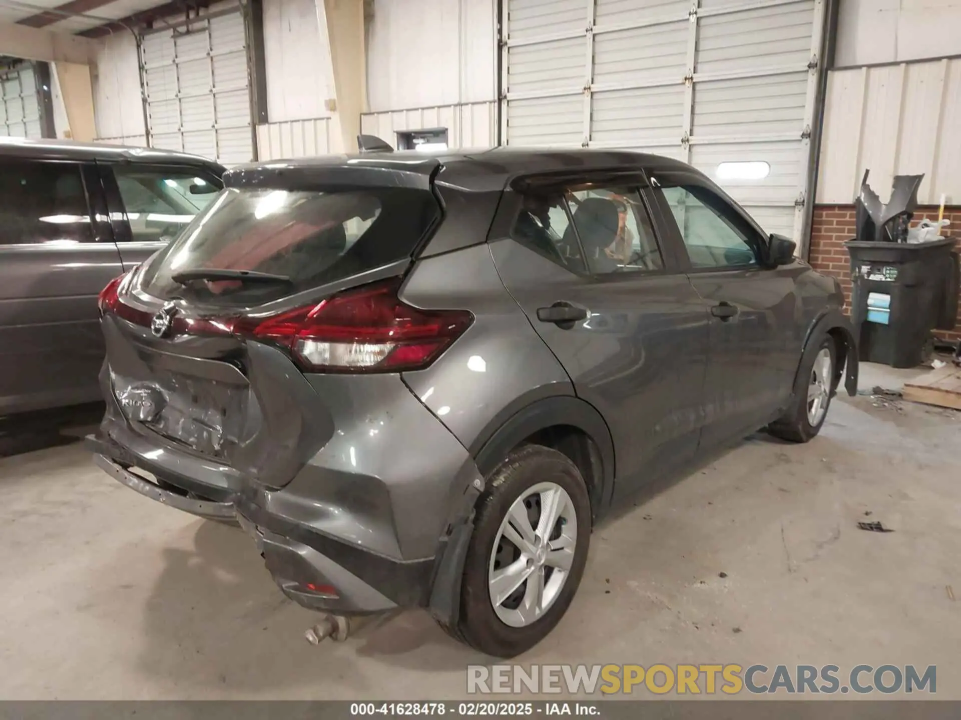 4 Photograph of a damaged car 3N1CP5BV1ML466739 NISSAN KICKS 2021