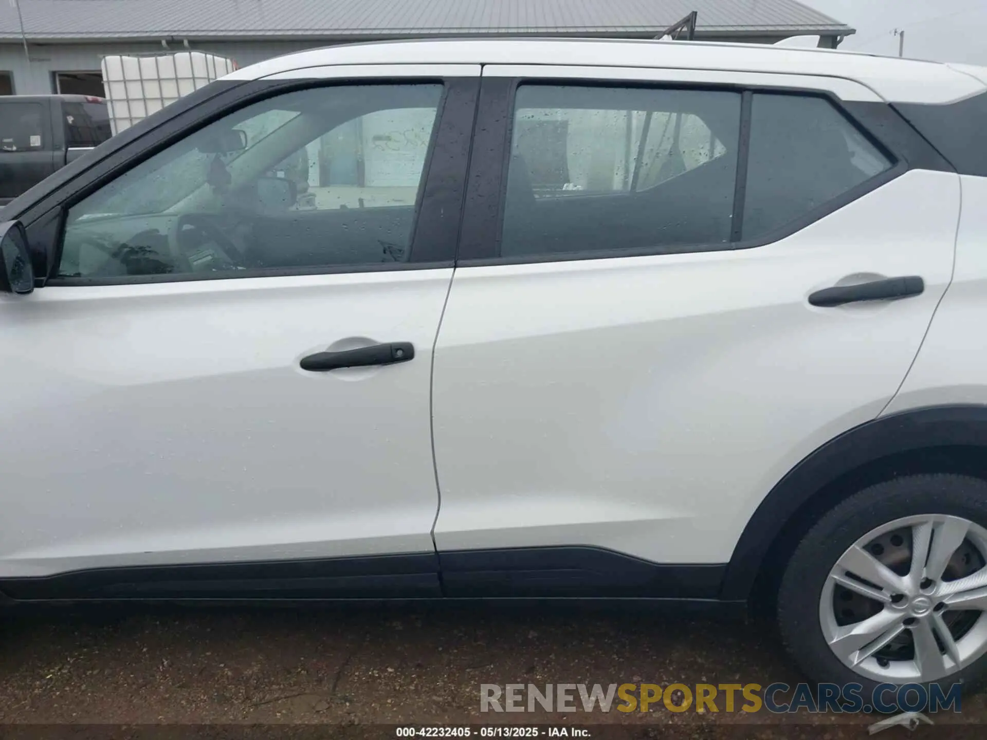 14 Photograph of a damaged car 3N1CP5BV1ML471567 NISSAN KICKS 2021