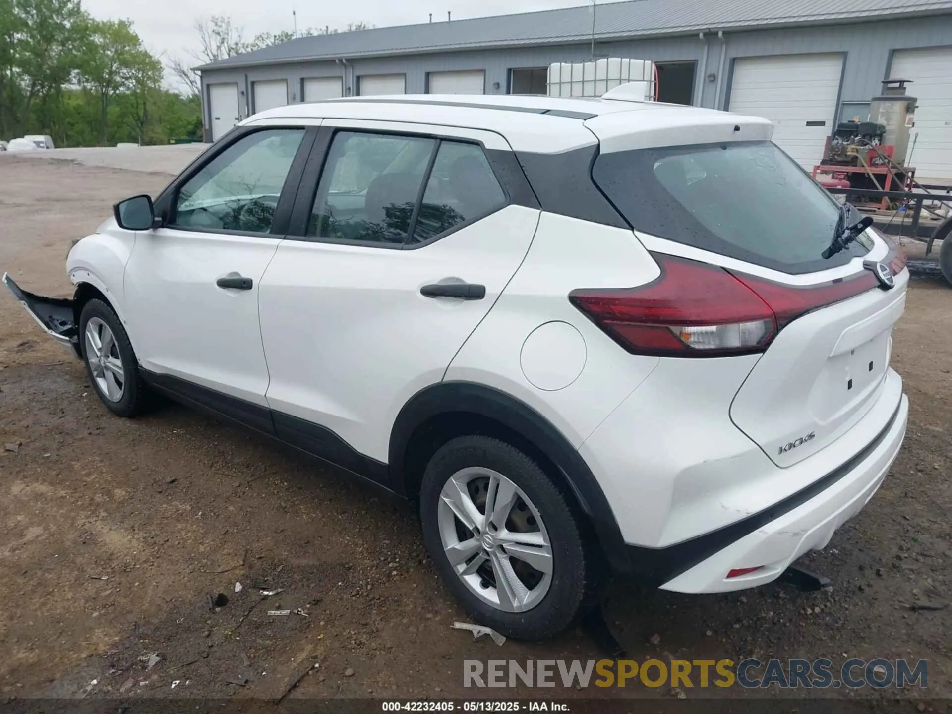 3 Photograph of a damaged car 3N1CP5BV1ML471567 NISSAN KICKS 2021