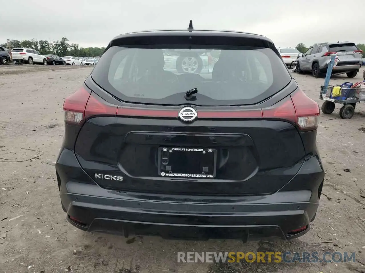 6 Photograph of a damaged car 3N1CP5BV1ML471858 NISSAN KICKS 2021