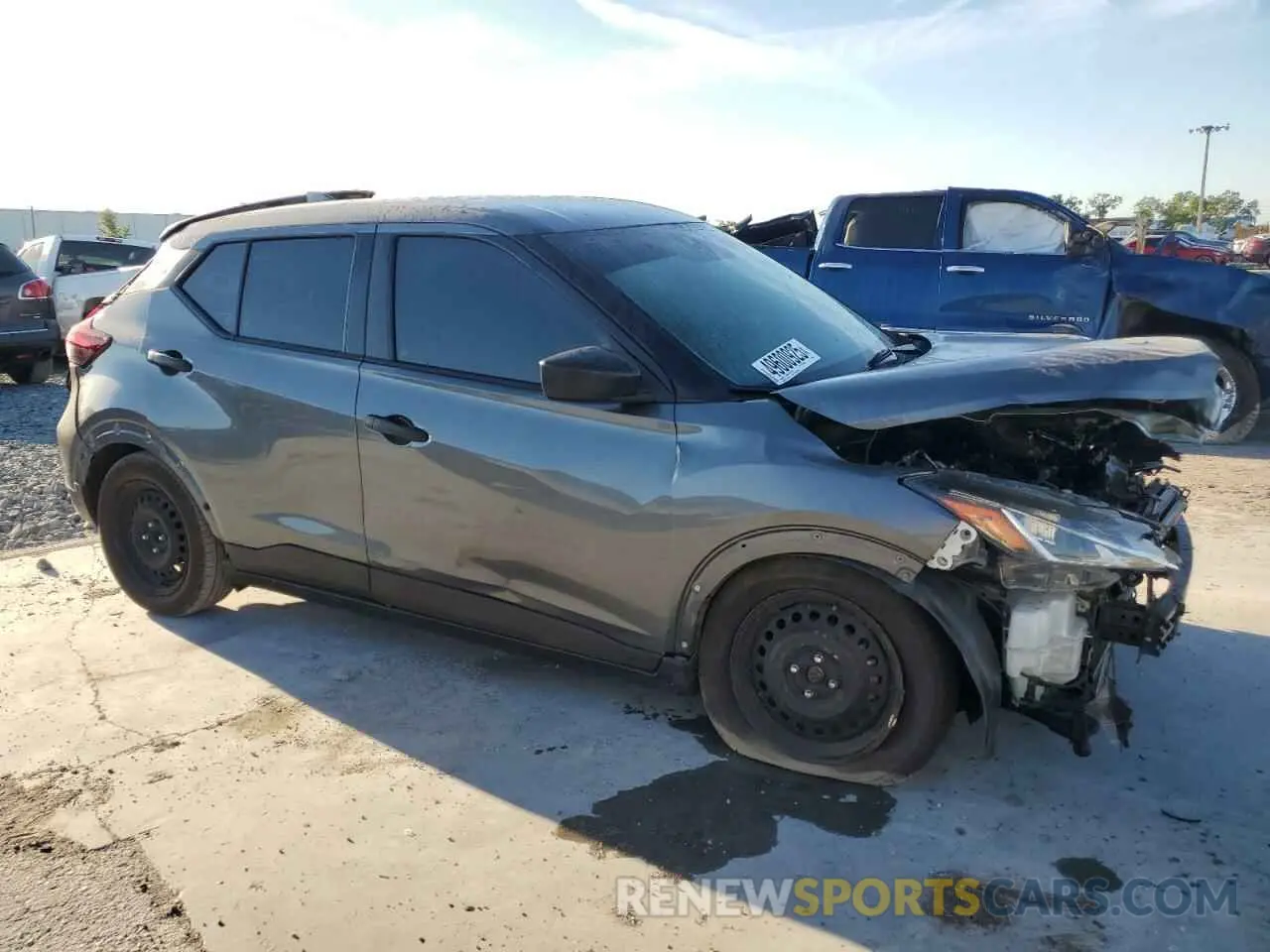 4 Photograph of a damaged car 3N1CP5BV1ML476980 NISSAN KICKS 2021