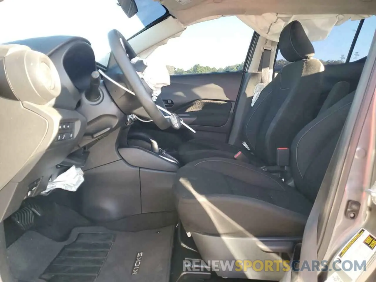 7 Photograph of a damaged car 3N1CP5BV1ML476980 NISSAN KICKS 2021