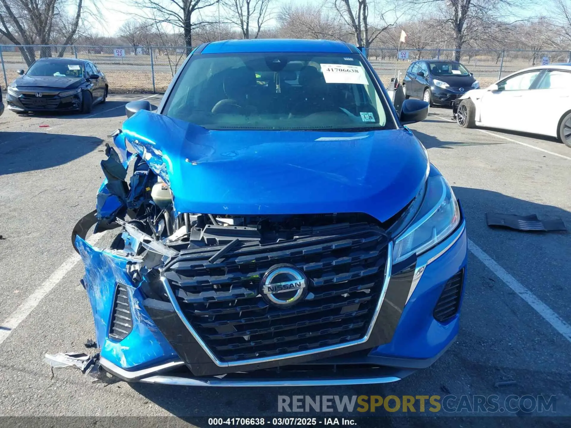 12 Photograph of a damaged car 3N1CP5BV1ML505393 NISSAN KICKS 2021