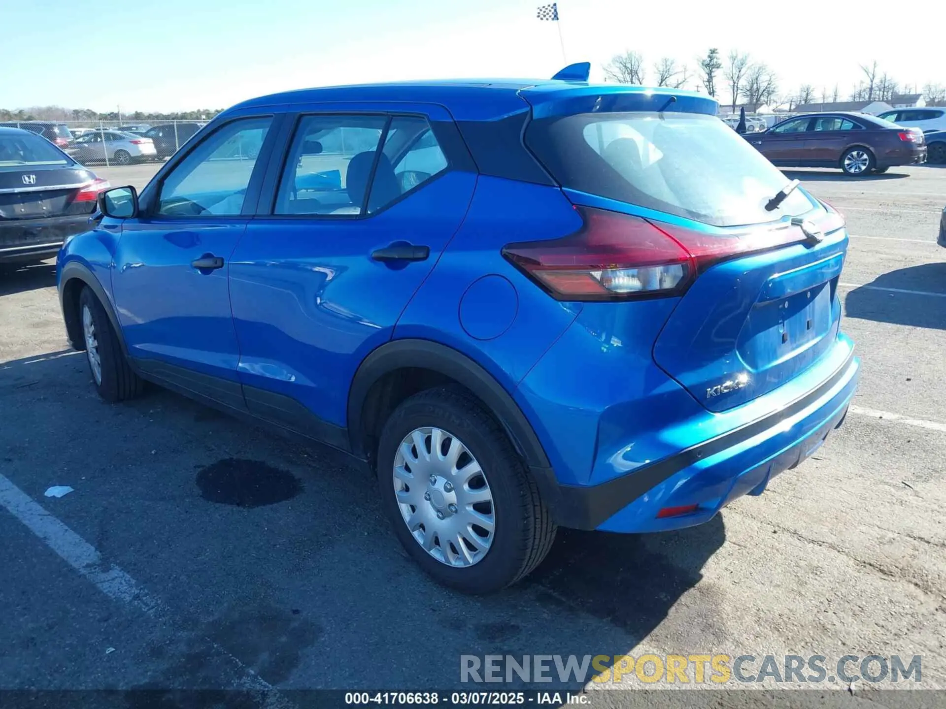3 Photograph of a damaged car 3N1CP5BV1ML505393 NISSAN KICKS 2021