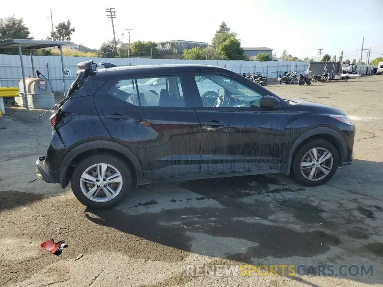 3 Photograph of a damaged car 3N1CP5BV1ML520234 NISSAN KICKS 2021