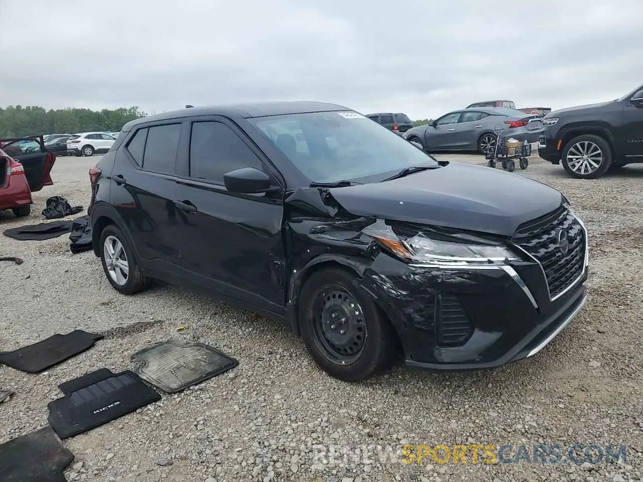4 Photograph of a damaged car 3N1CP5BV1ML550947 NISSAN KICKS 2021