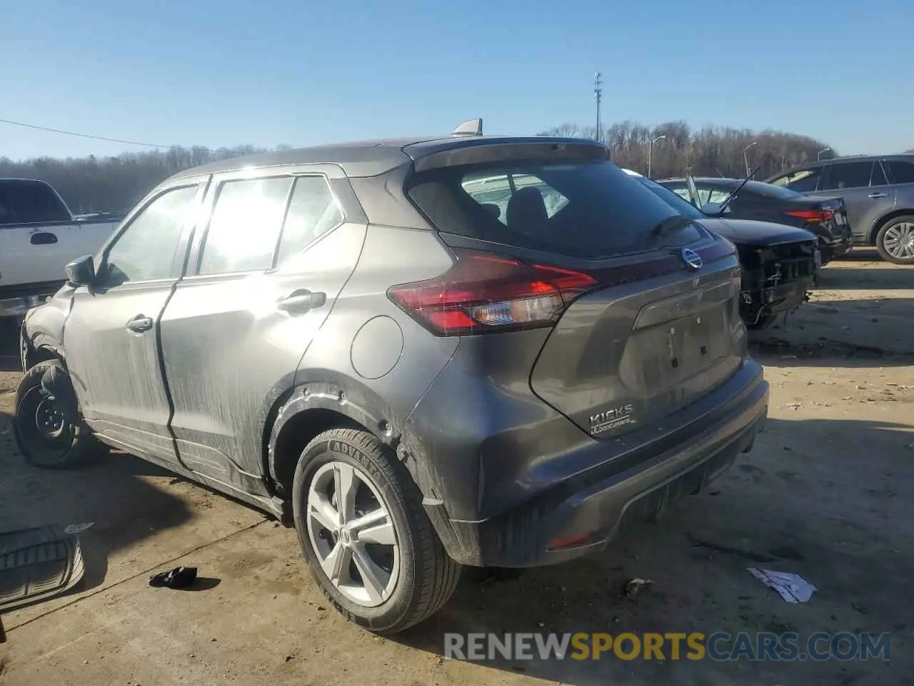 2 Photograph of a damaged car 3N1CP5BV2ML469181 NISSAN KICKS 2021