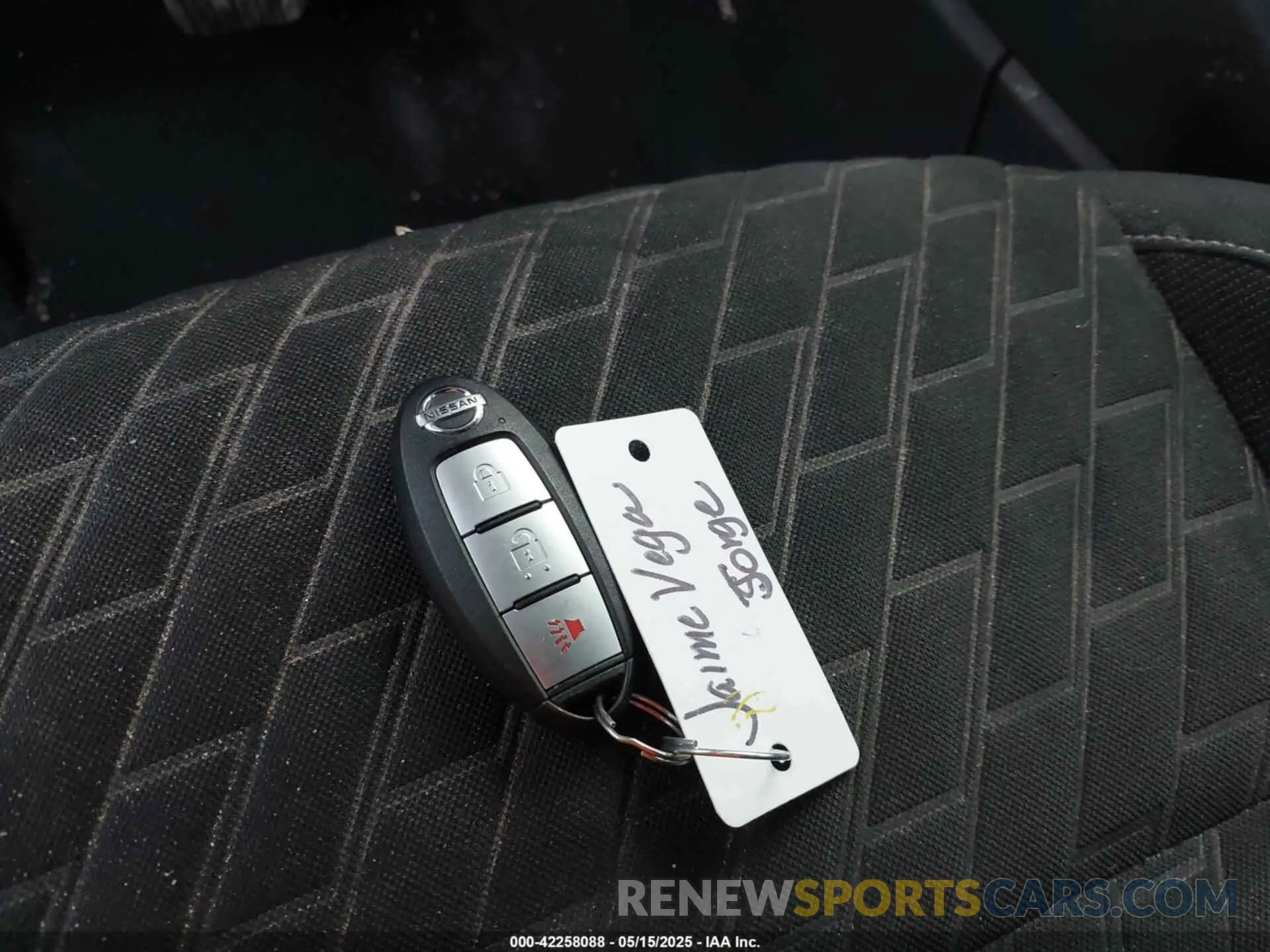 11 Photograph of a damaged car 3N1CP5BV2ML476289 NISSAN KICKS 2021