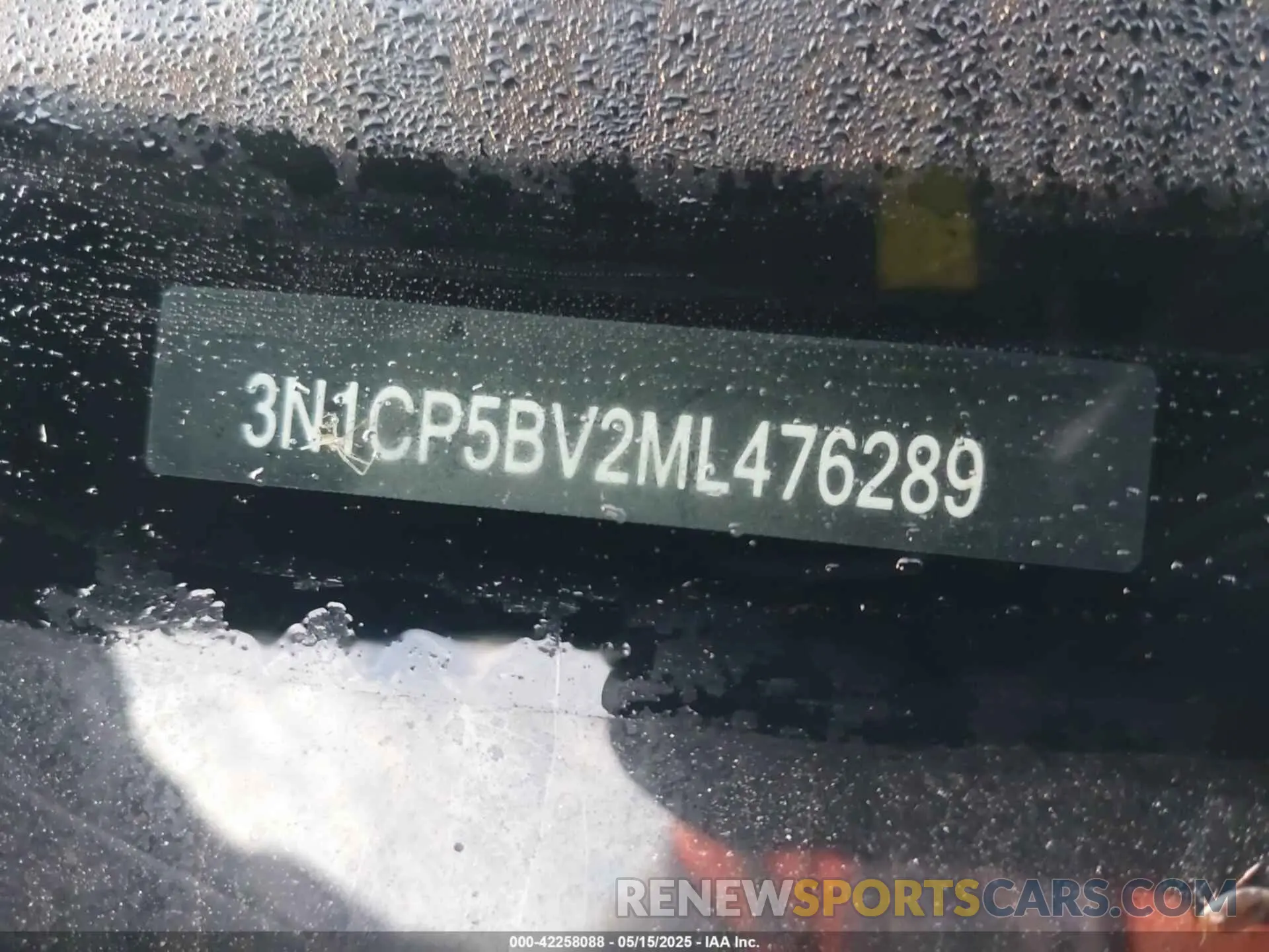 9 Photograph of a damaged car 3N1CP5BV2ML476289 NISSAN KICKS 2021