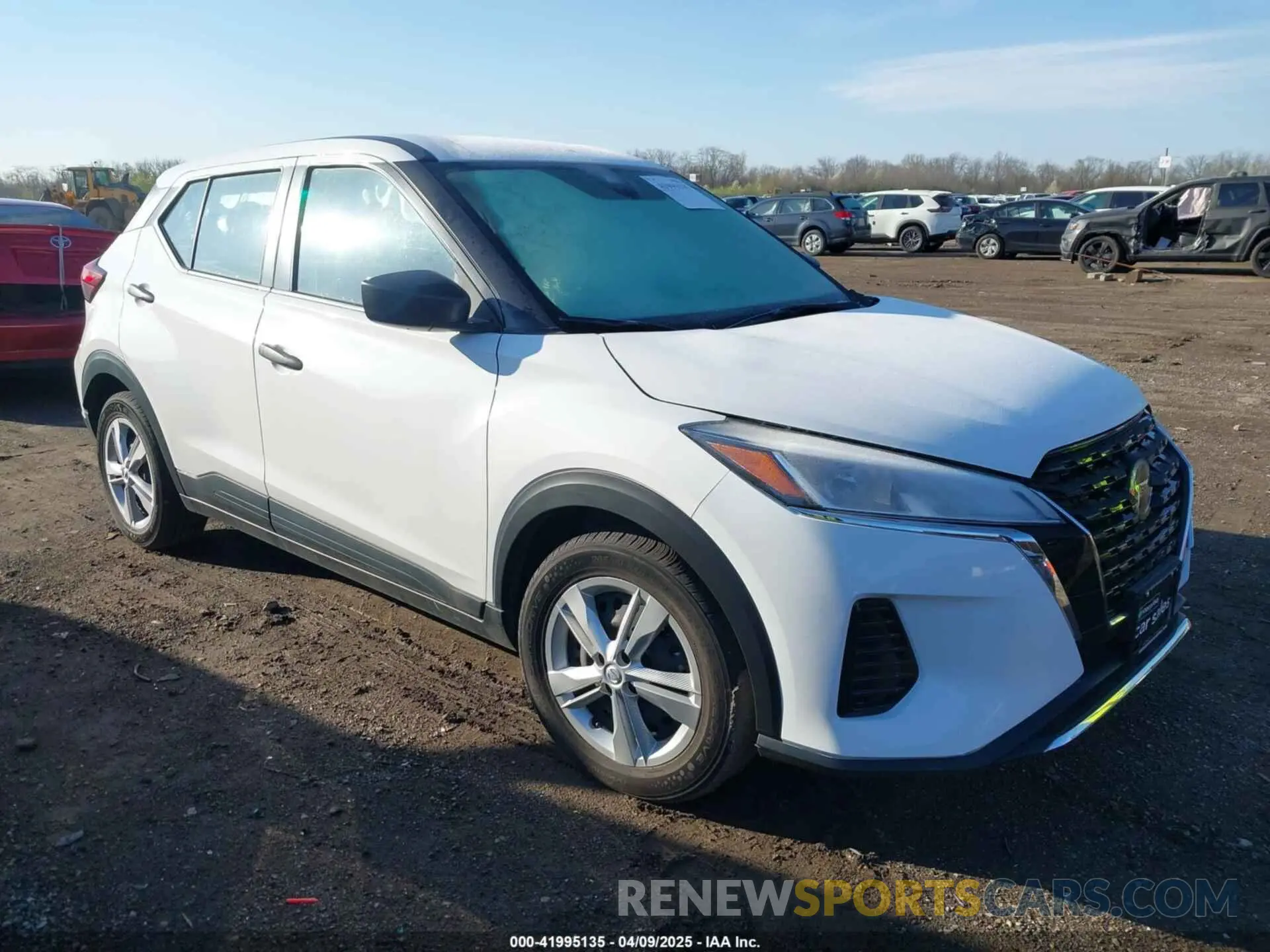 1 Photograph of a damaged car 3N1CP5BV2ML483629 NISSAN KICKS 2021