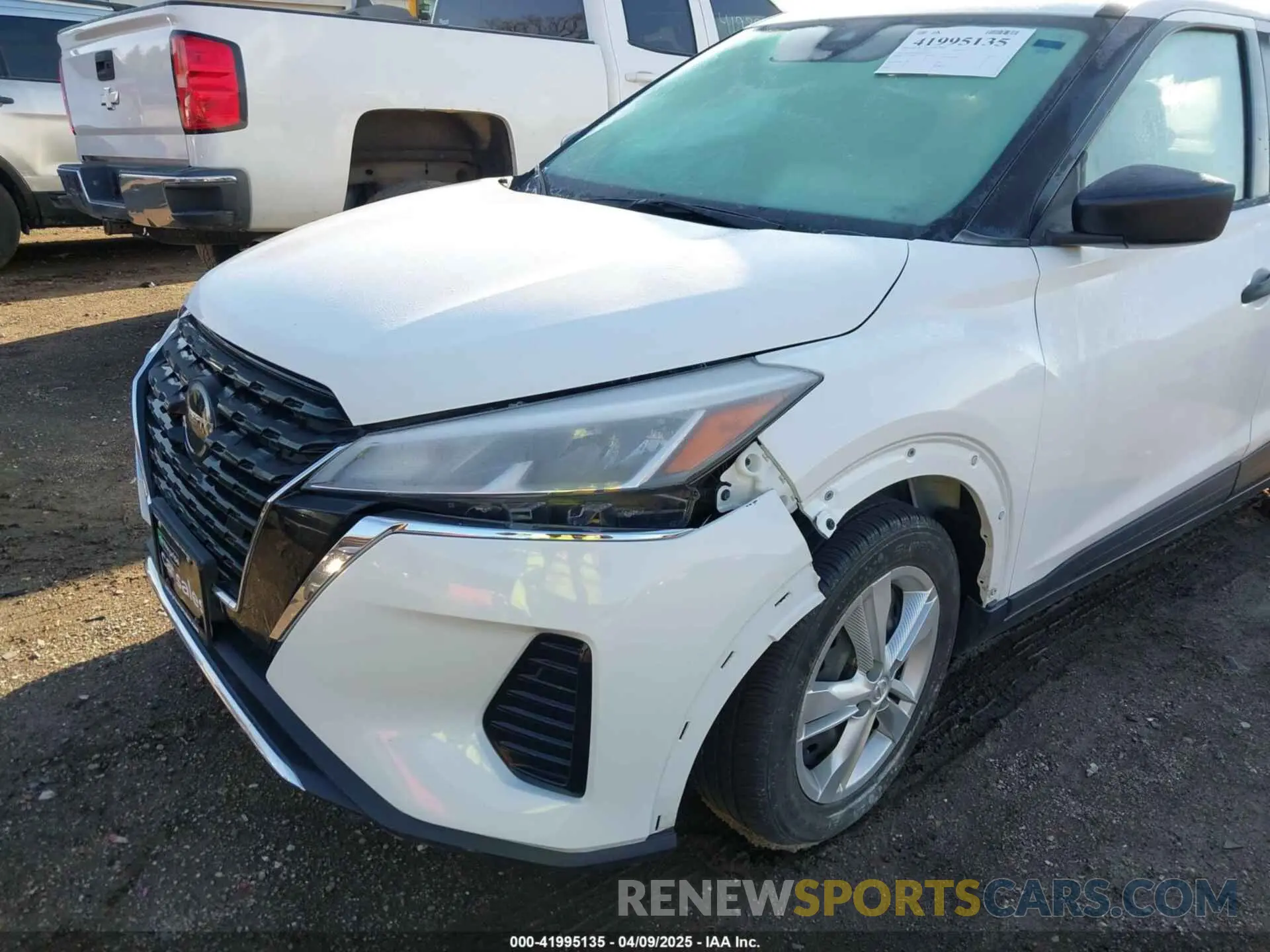 6 Photograph of a damaged car 3N1CP5BV2ML483629 NISSAN KICKS 2021