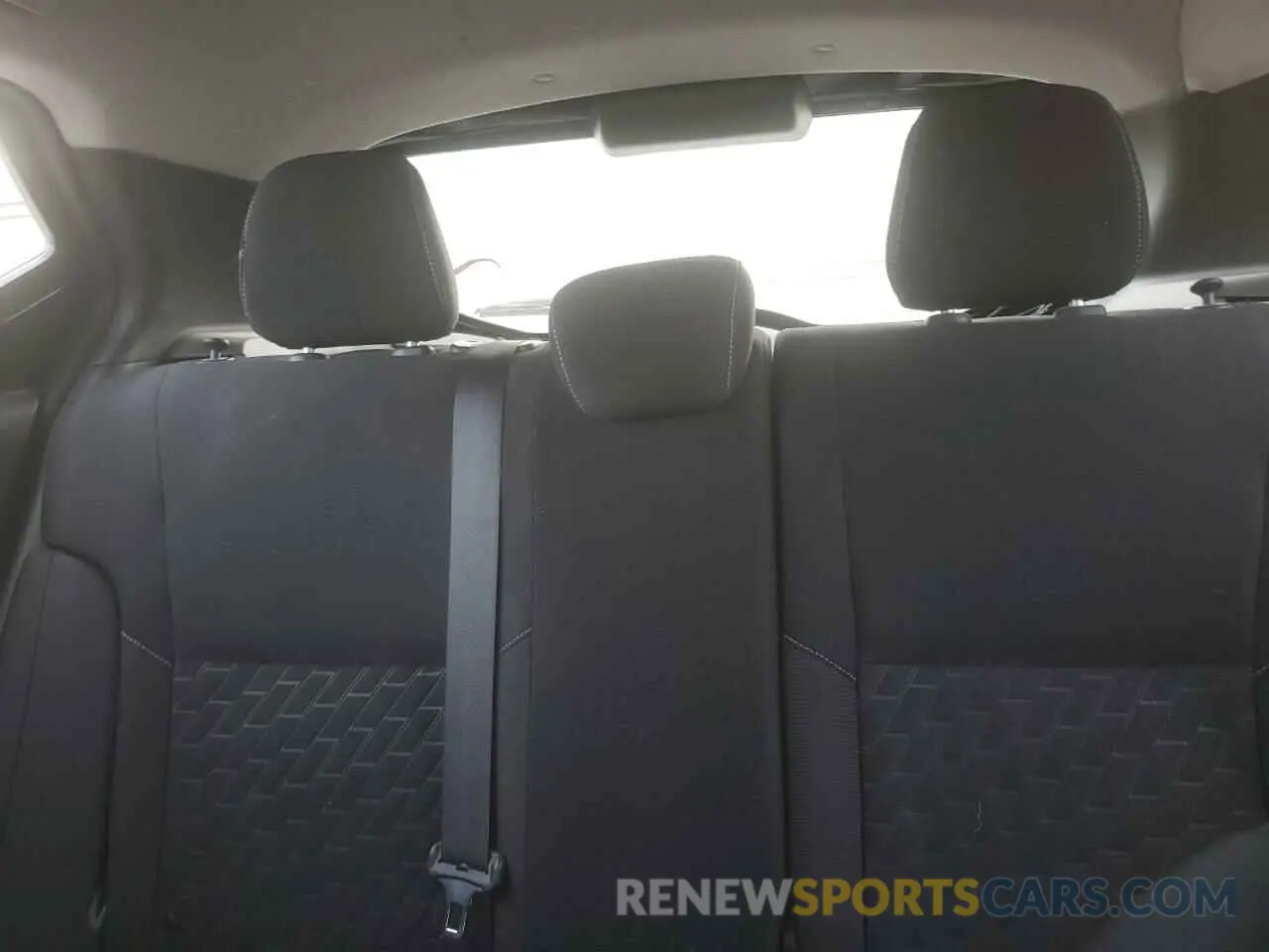 10 Photograph of a damaged car 3N1CP5BV2ML515771 NISSAN KICKS 2021