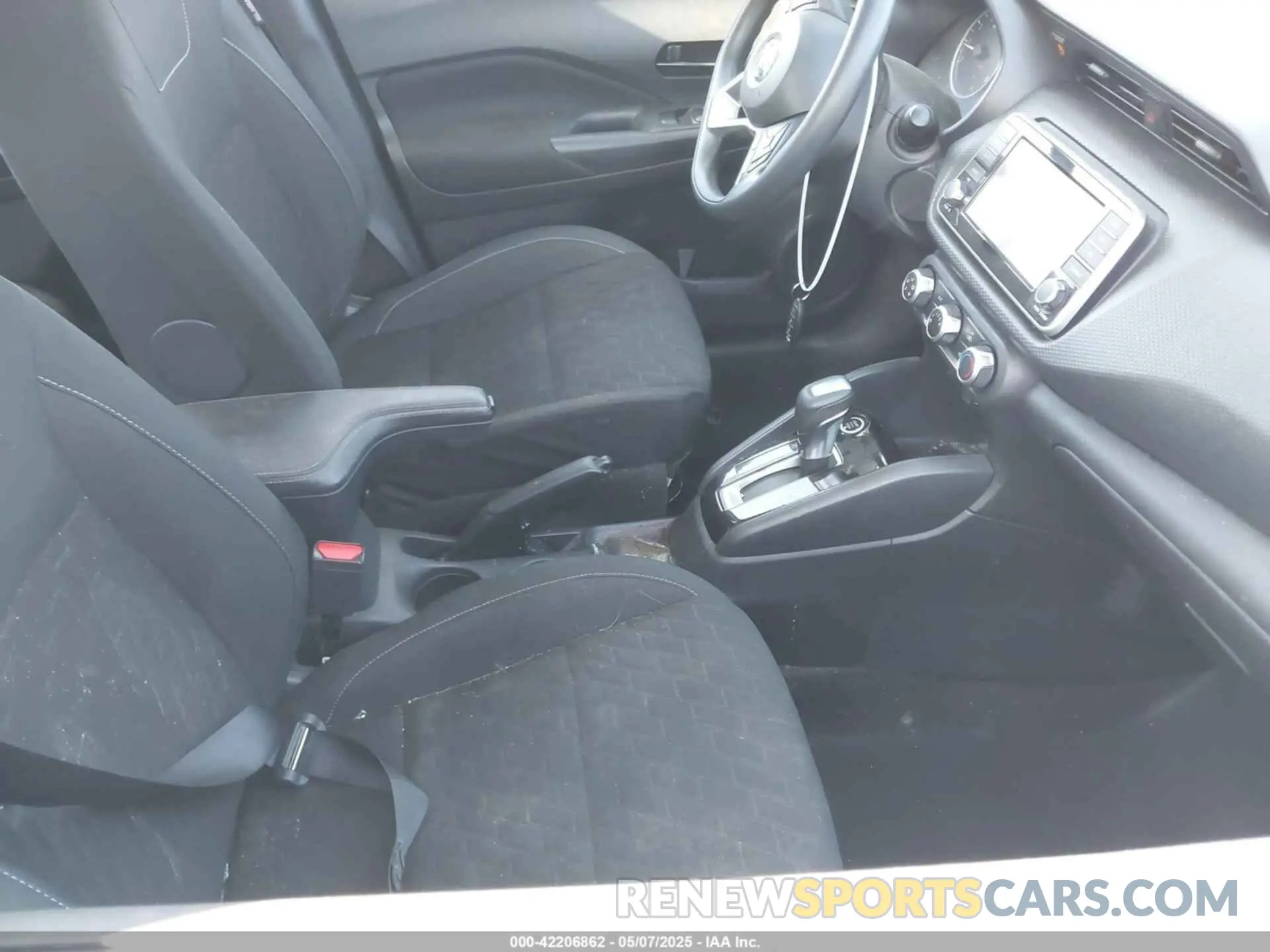5 Photograph of a damaged car 3N1CP5BV2ML528505 NISSAN KICKS 2021
