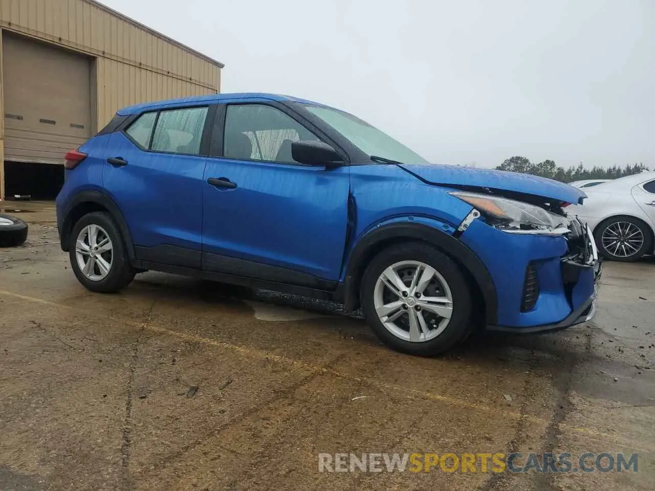 4 Photograph of a damaged car 3N1CP5BV2ML543635 NISSAN KICKS 2021