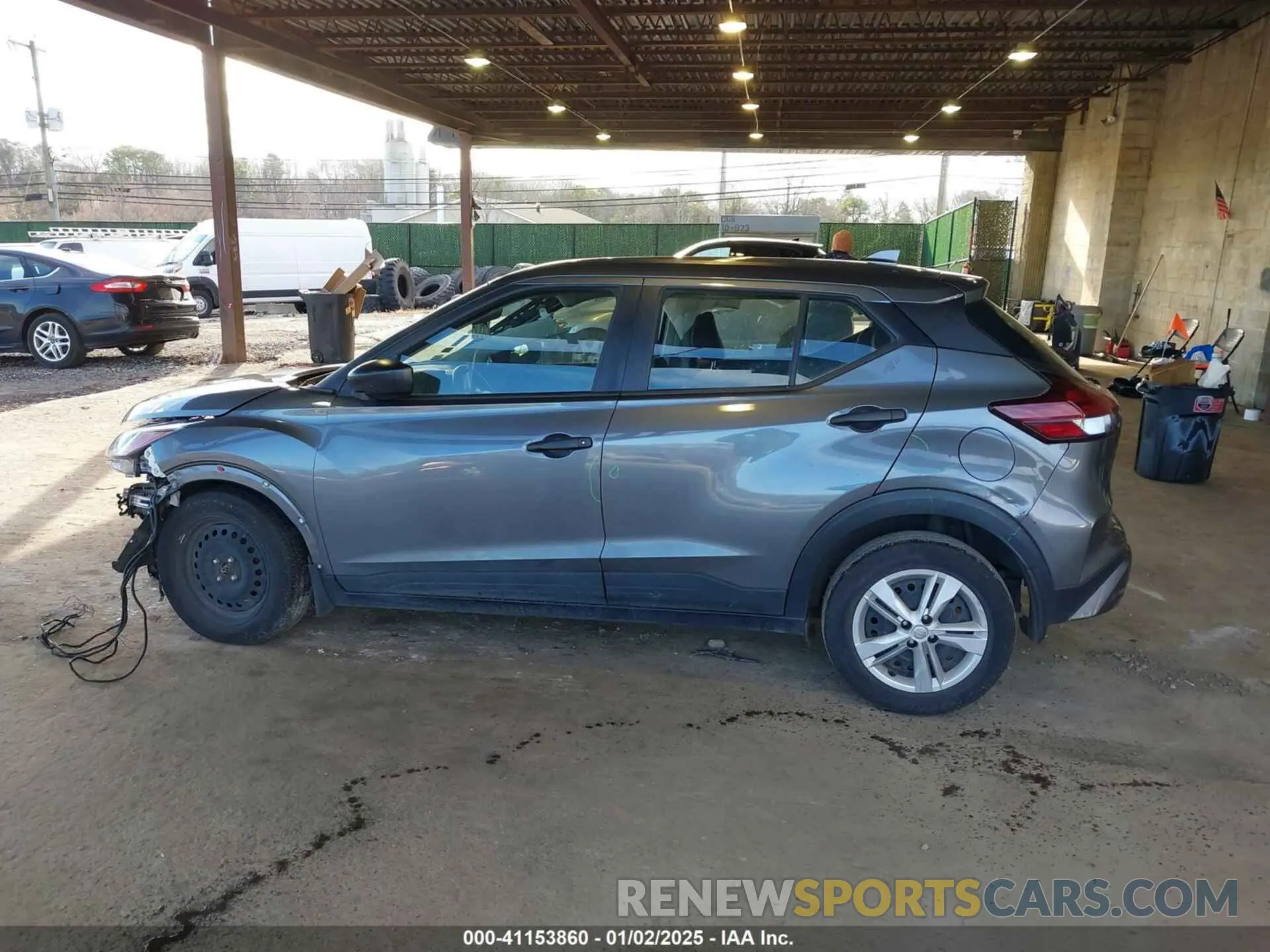 15 Photograph of a damaged car 3N1CP5BV2ML543733 NISSAN KICKS 2021