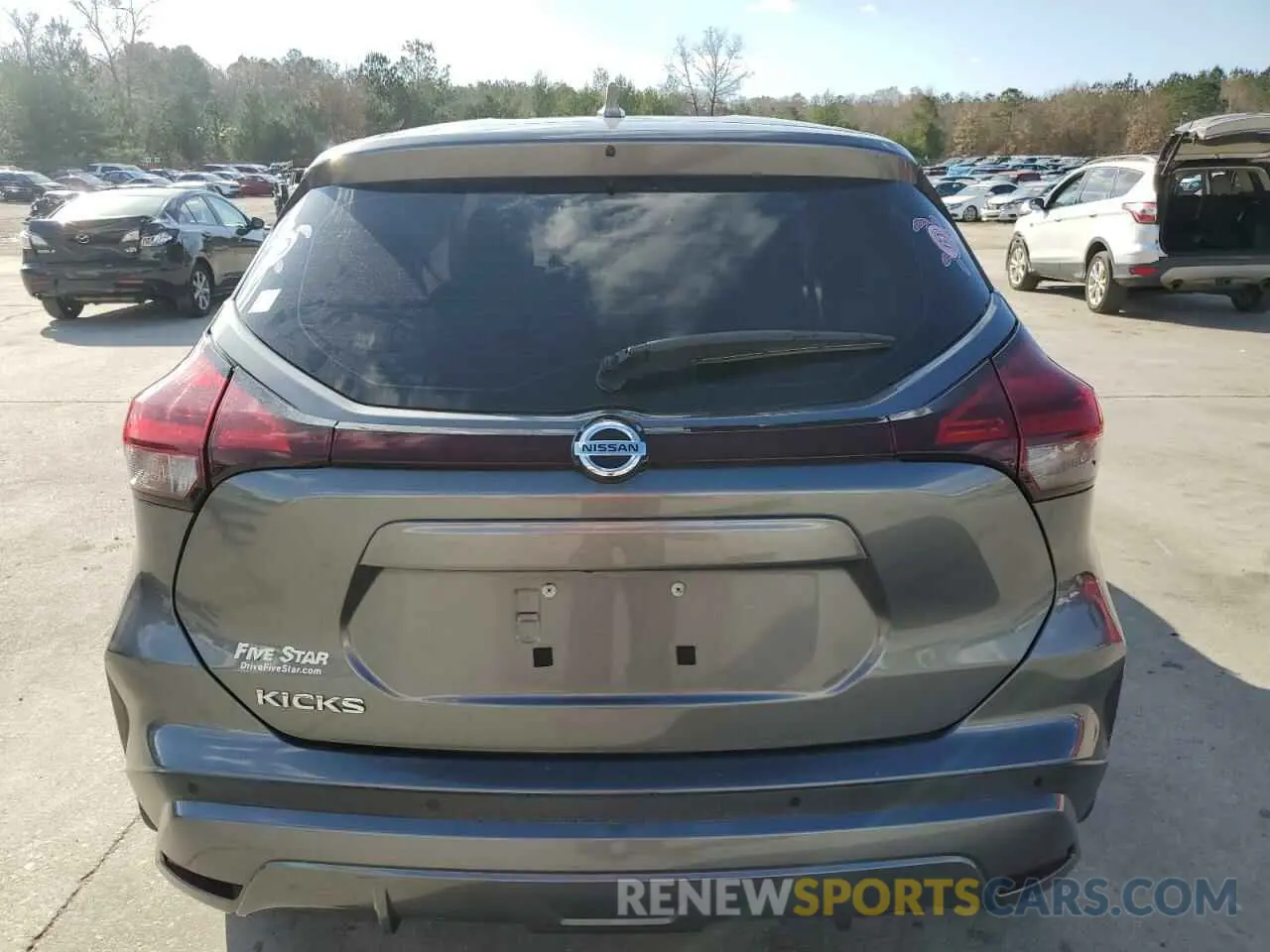 6 Photograph of a damaged car 3N1CP5BV3ML492758 NISSAN KICKS 2021