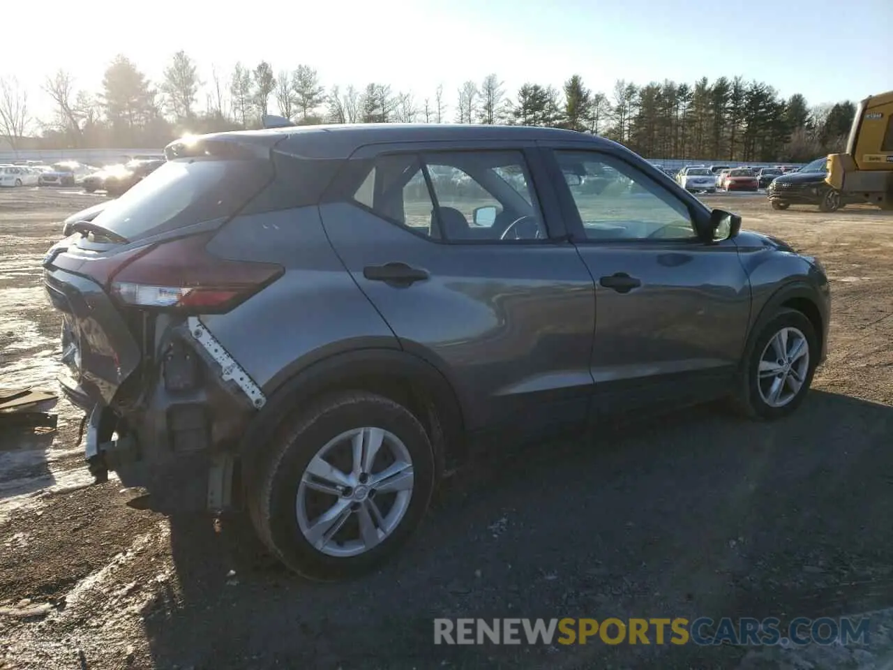 3 Photograph of a damaged car 3N1CP5BV3ML524088 NISSAN KICKS 2021