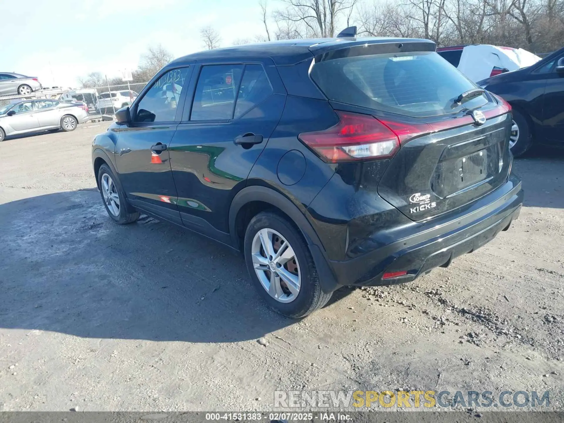 3 Photograph of a damaged car 3N1CP5BV3ML545958 NISSAN KICKS 2021