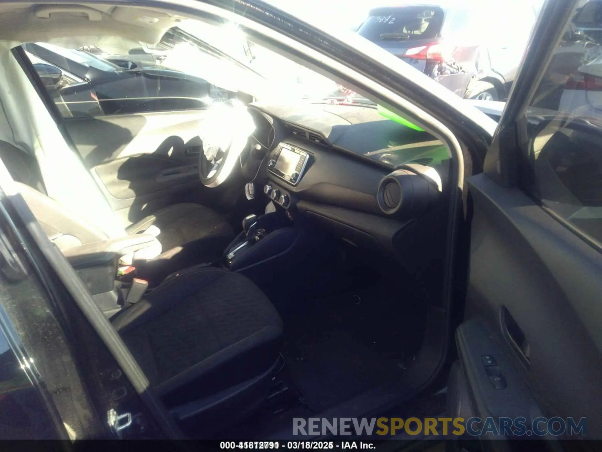 5 Photograph of a damaged car 3N1CP5BV4ML547461 NISSAN KICKS 2021
