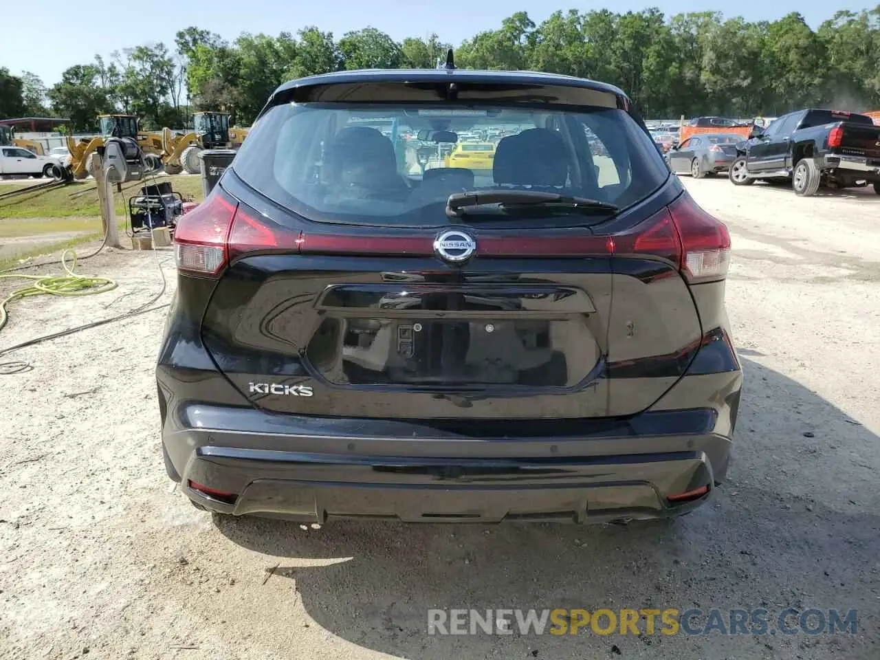 6 Photograph of a damaged car 3N1CP5BV4ML550084 NISSAN KICKS 2021