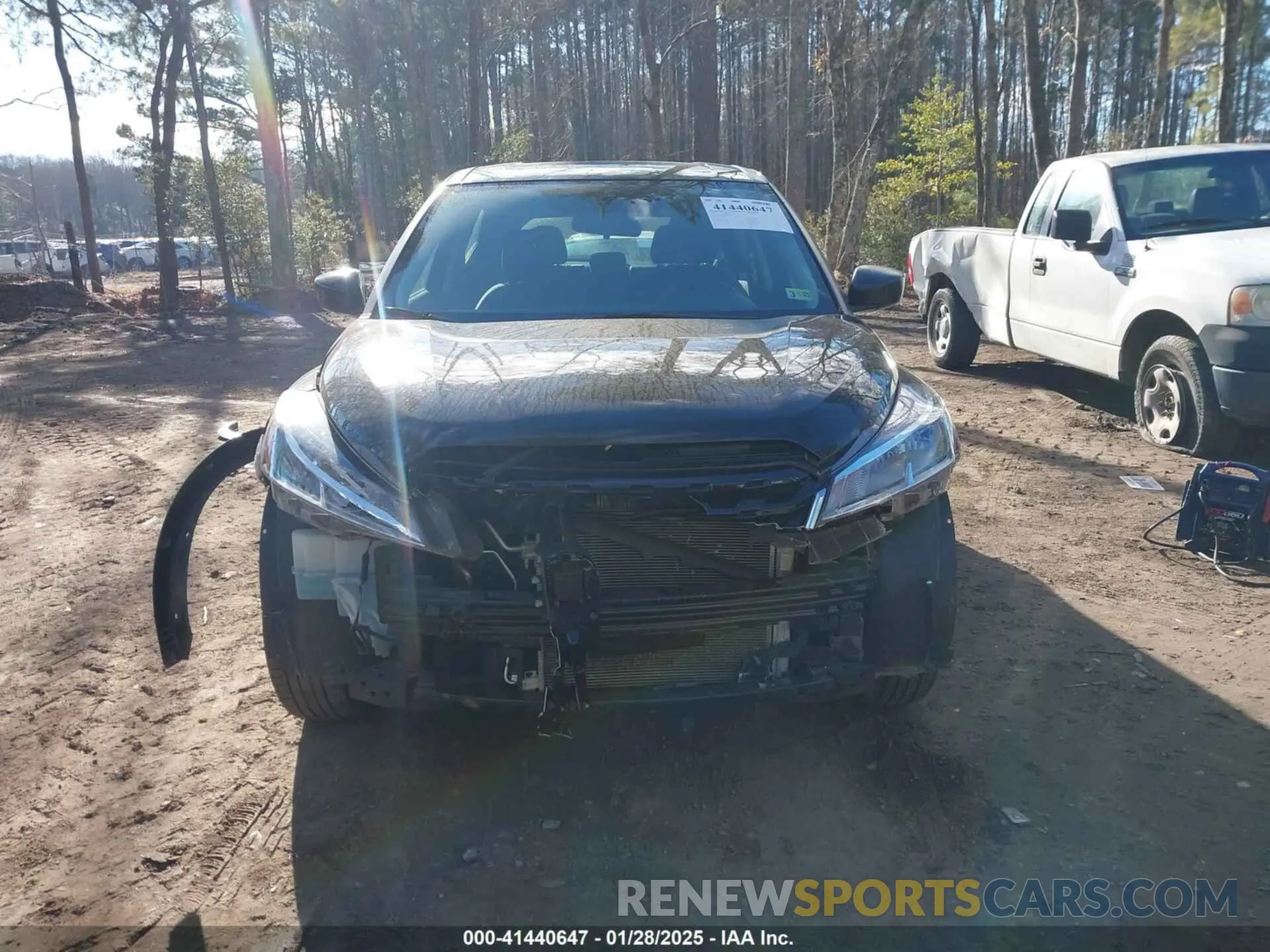 13 Photograph of a damaged car 3N1CP5BV5ML502089 NISSAN KICKS 2021
