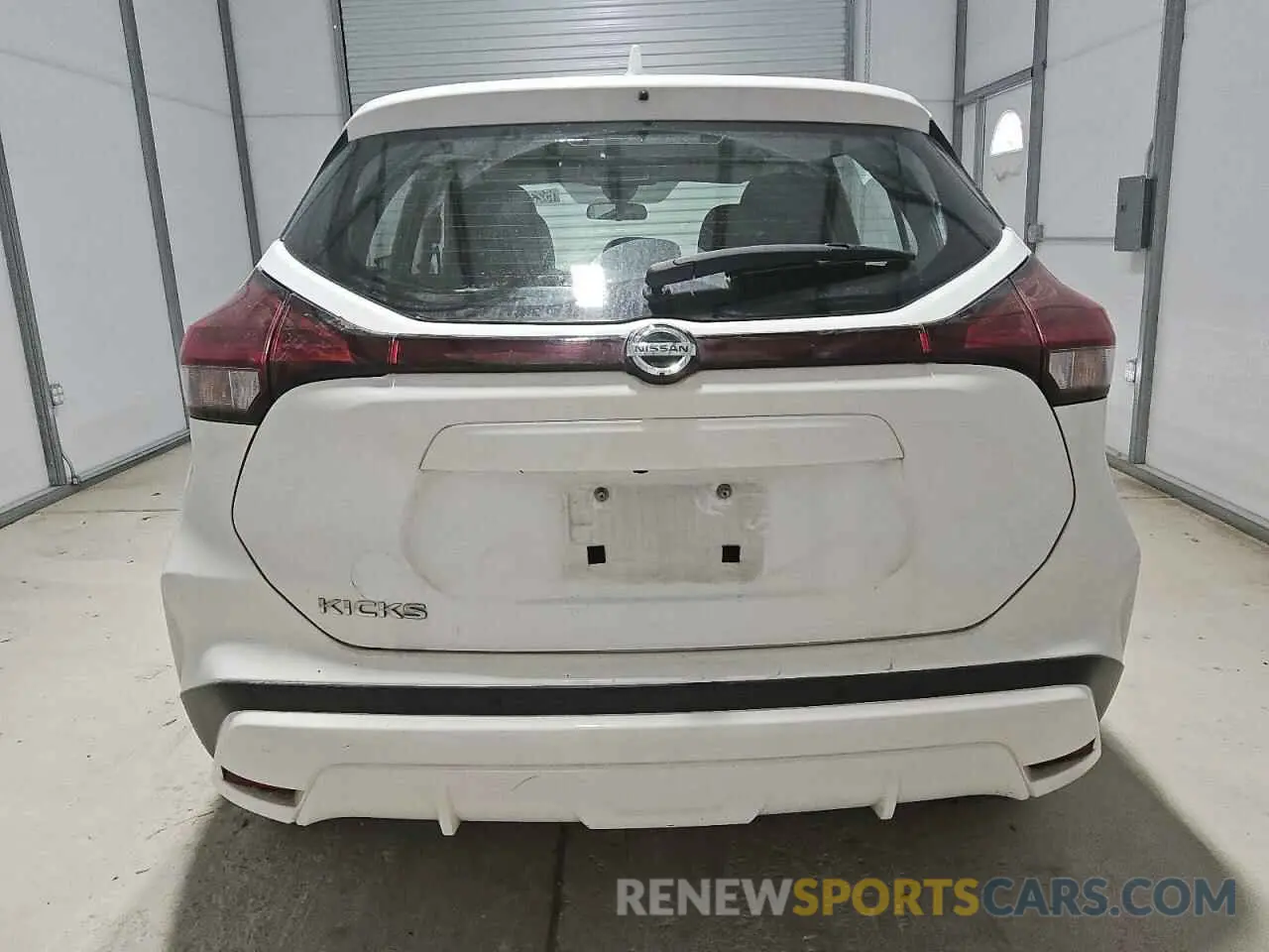 6 Photograph of a damaged car 3N1CP5BV5ML504764 NISSAN KICKS 2021