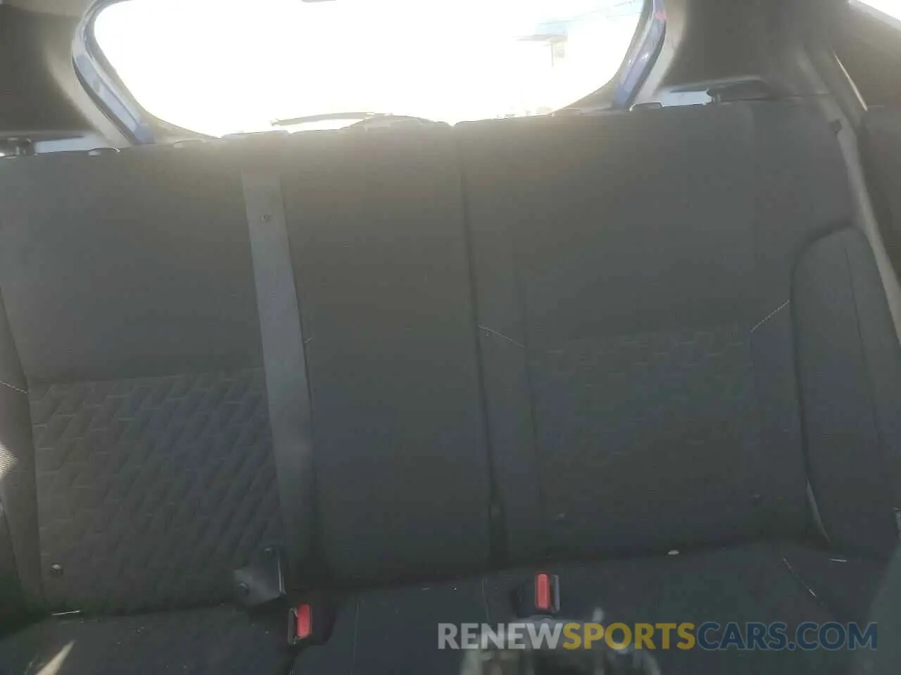 10 Photograph of a damaged car 3N1CP5BV5ML515327 NISSAN KICKS 2021