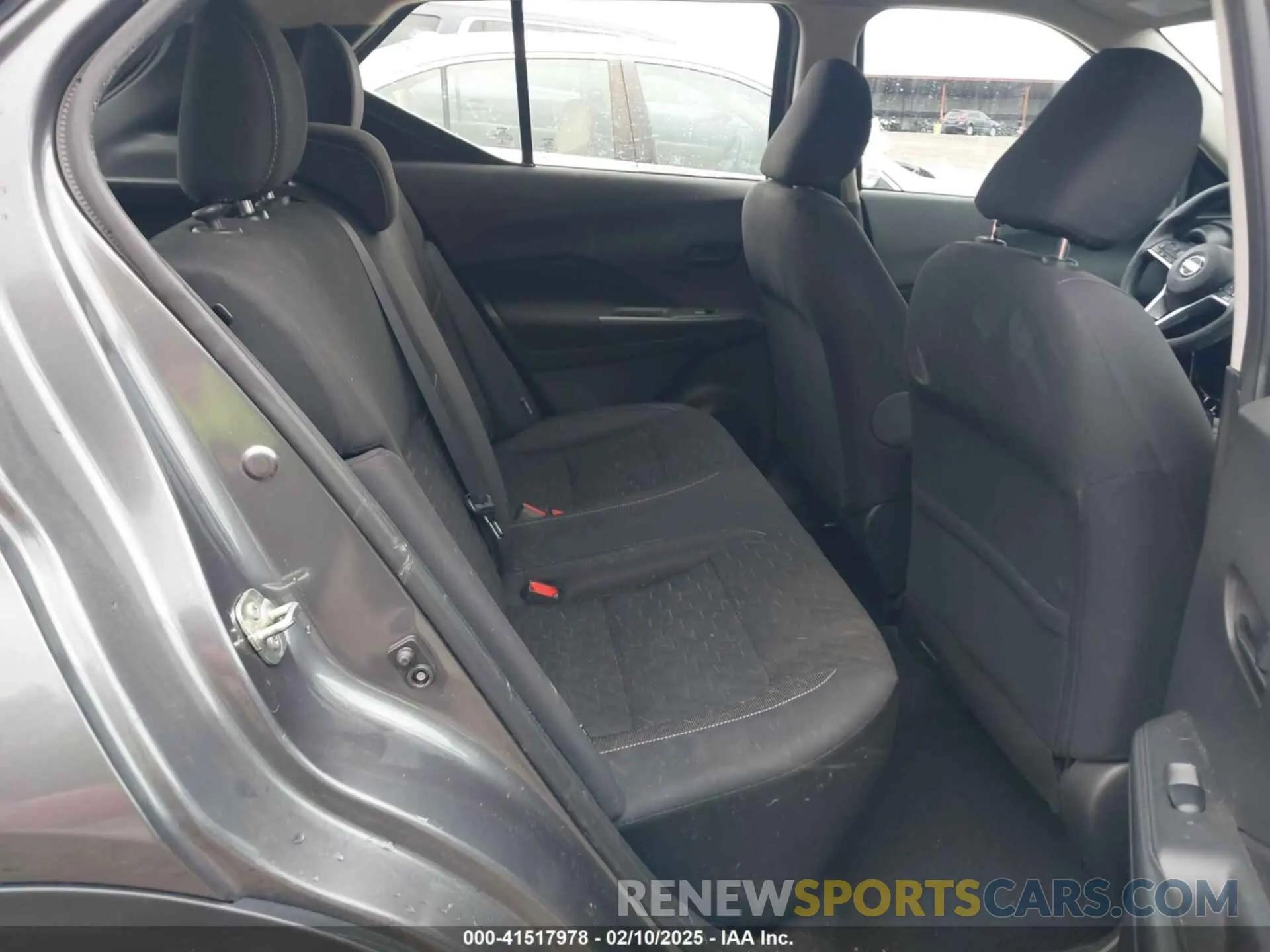 8 Photograph of a damaged car 3N1CP5BV6ML495640 NISSAN KICKS 2021