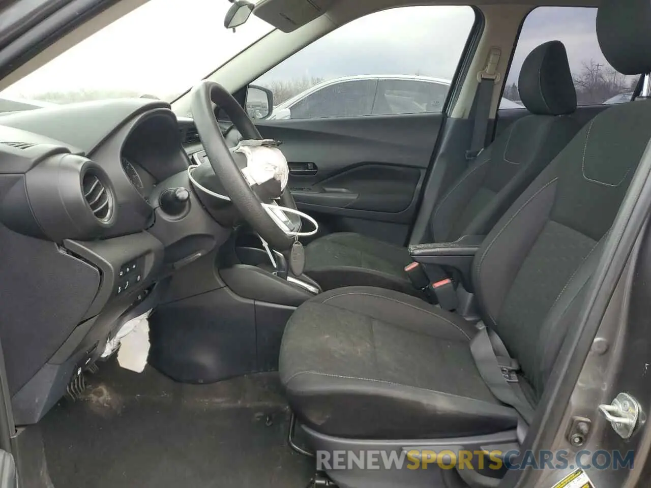 7 Photograph of a damaged car 3N1CP5BV6ML555268 NISSAN KICKS 2021