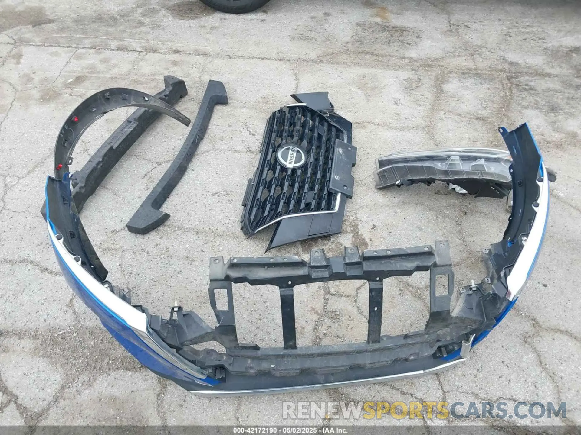 12 Photograph of a damaged car 3N1CP5BV7ML485764 NISSAN KICKS 2021
