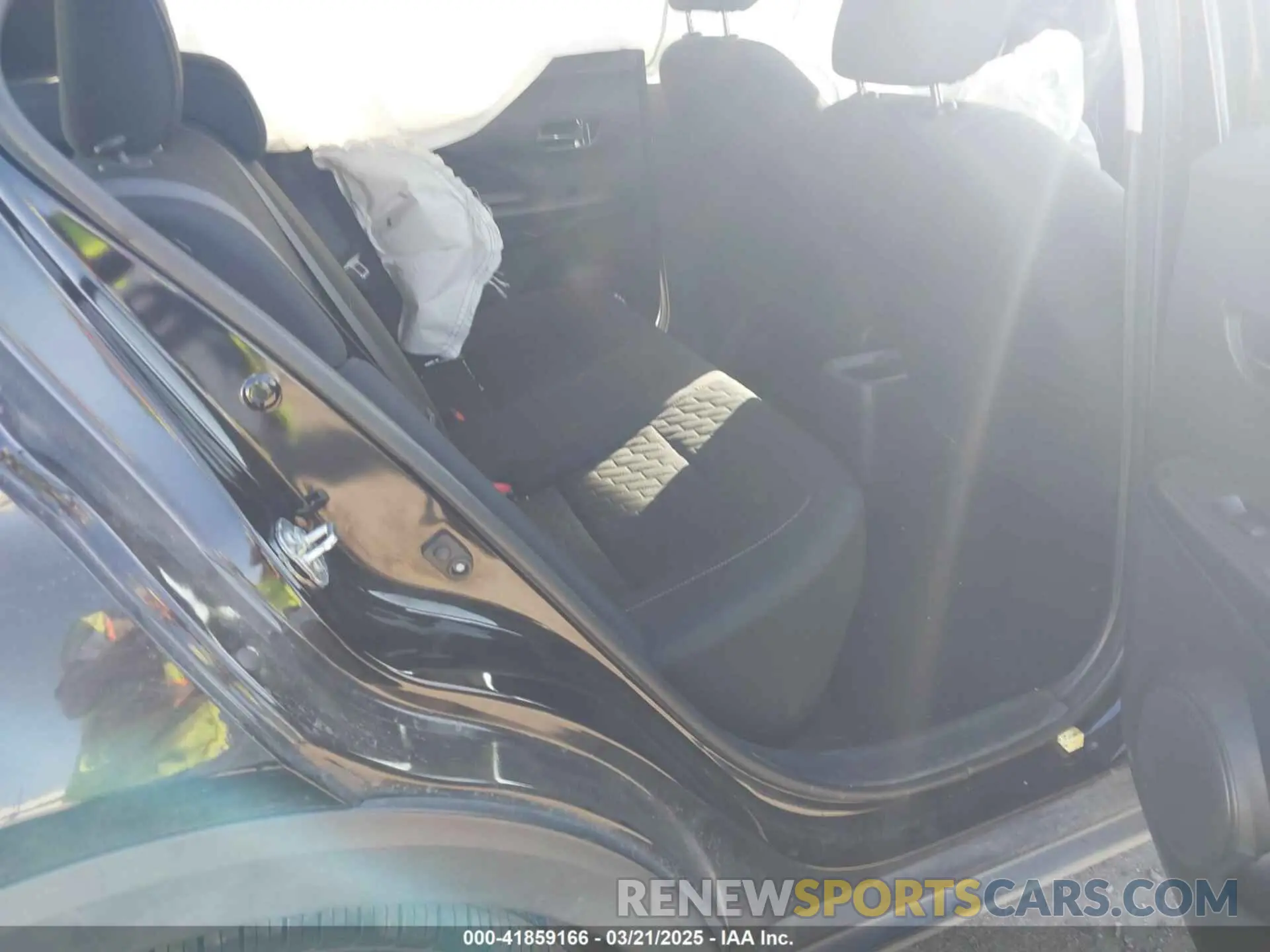 8 Photograph of a damaged car 3N1CP5BV7ML502627 NISSAN KICKS 2021