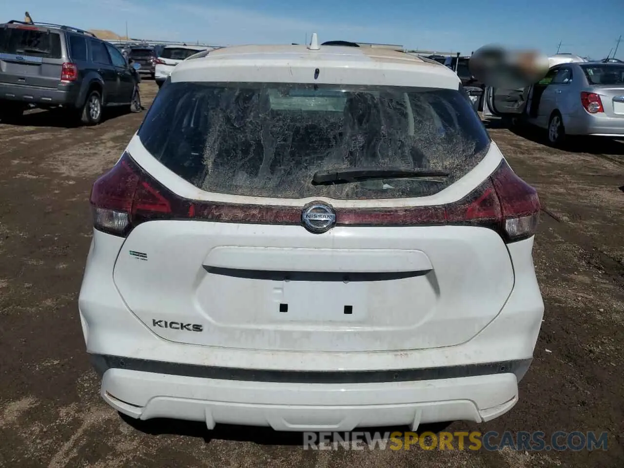 6 Photograph of a damaged car 3N1CP5BV7ML524160 NISSAN KICKS 2021