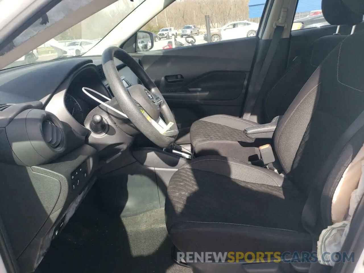 7 Photograph of a damaged car 3N1CP5BV7ML544957 NISSAN KICKS 2021