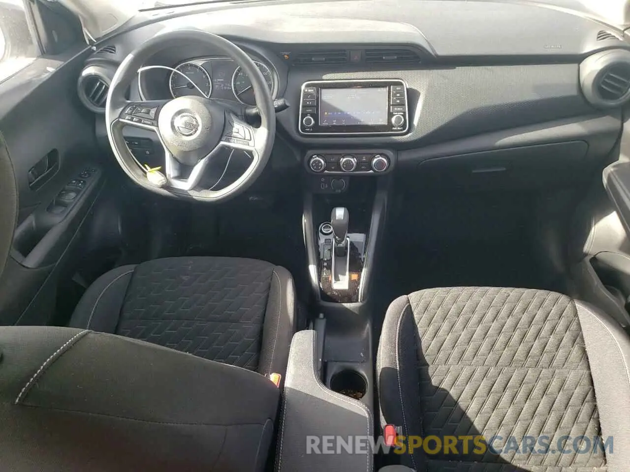 8 Photograph of a damaged car 3N1CP5BV7ML544957 NISSAN KICKS 2021