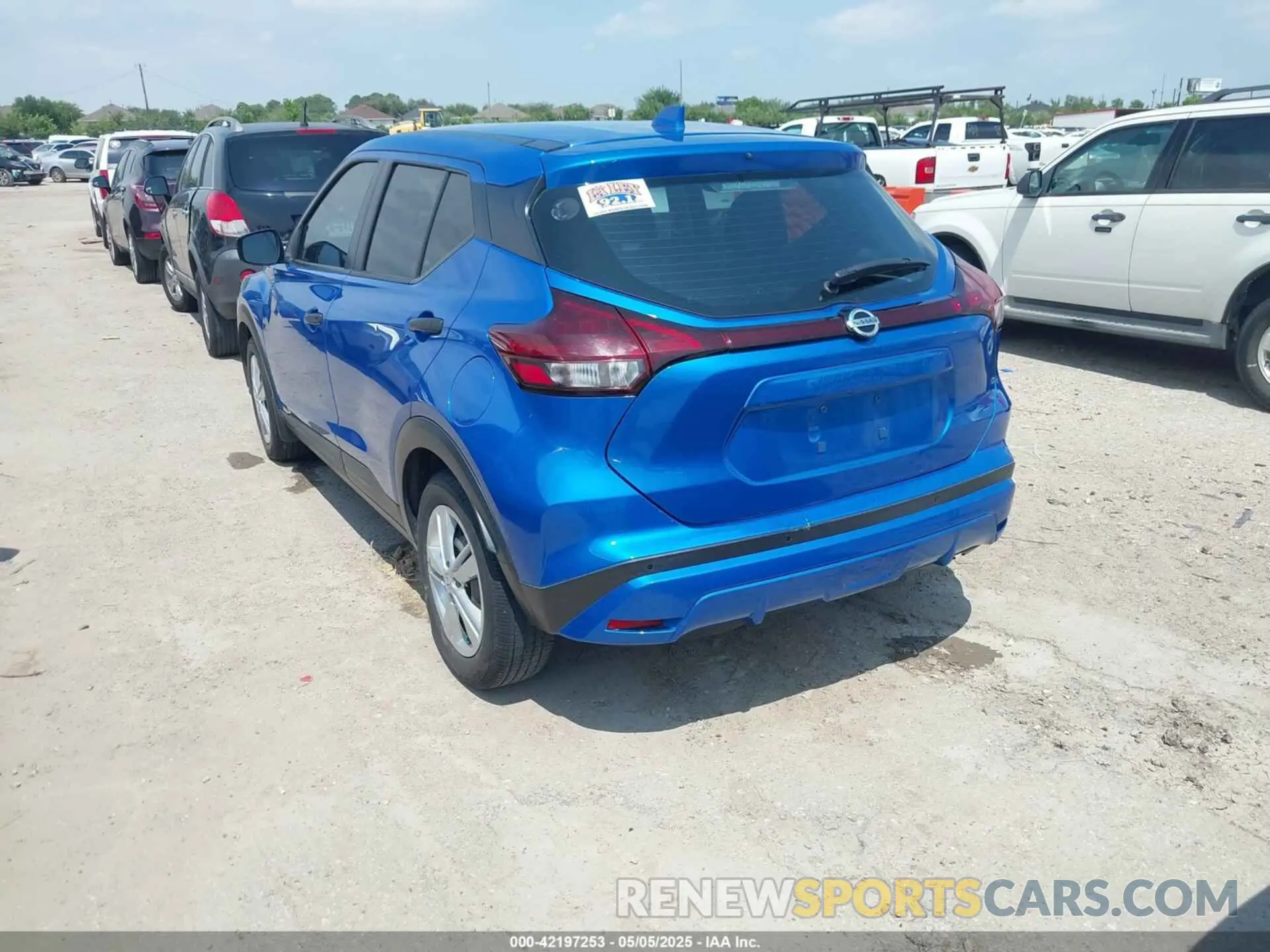 3 Photograph of a damaged car 3N1CP5BV7ML545350 NISSAN KICKS 2021