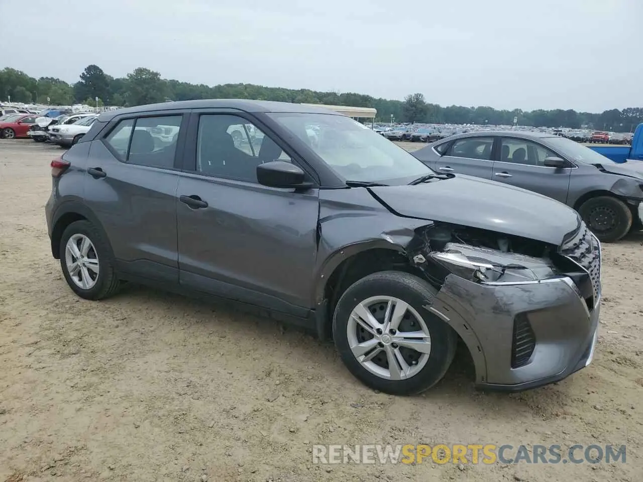 4 Photograph of a damaged car 3N1CP5BV7ML565422 NISSAN KICKS 2021