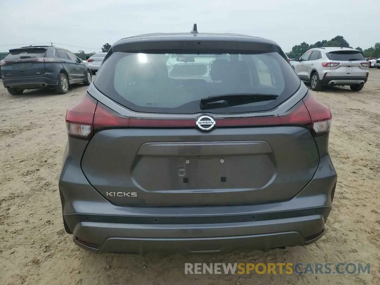 6 Photograph of a damaged car 3N1CP5BV7ML565422 NISSAN KICKS 2021