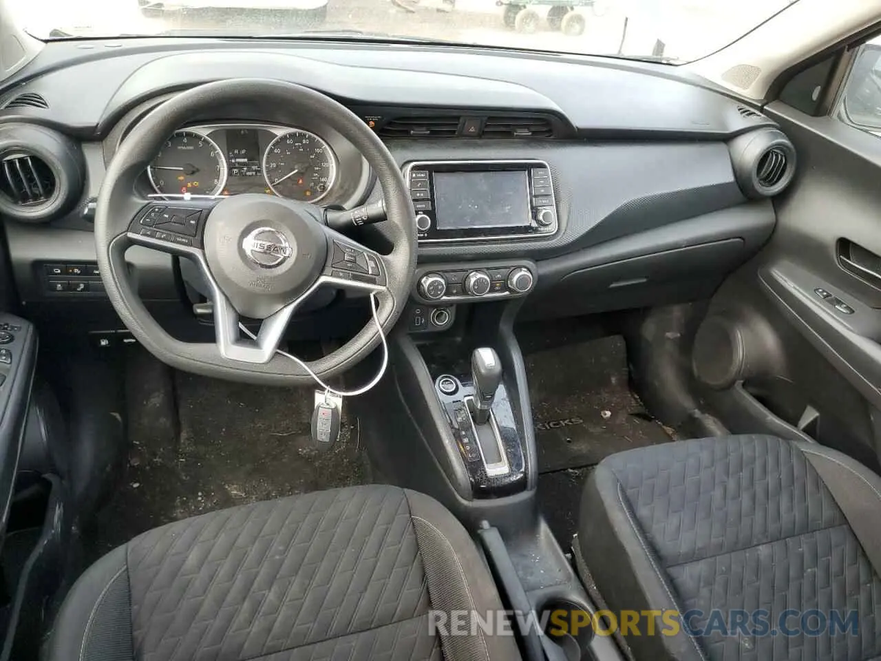 8 Photograph of a damaged car 3N1CP5BV8ML476507 NISSAN KICKS 2021