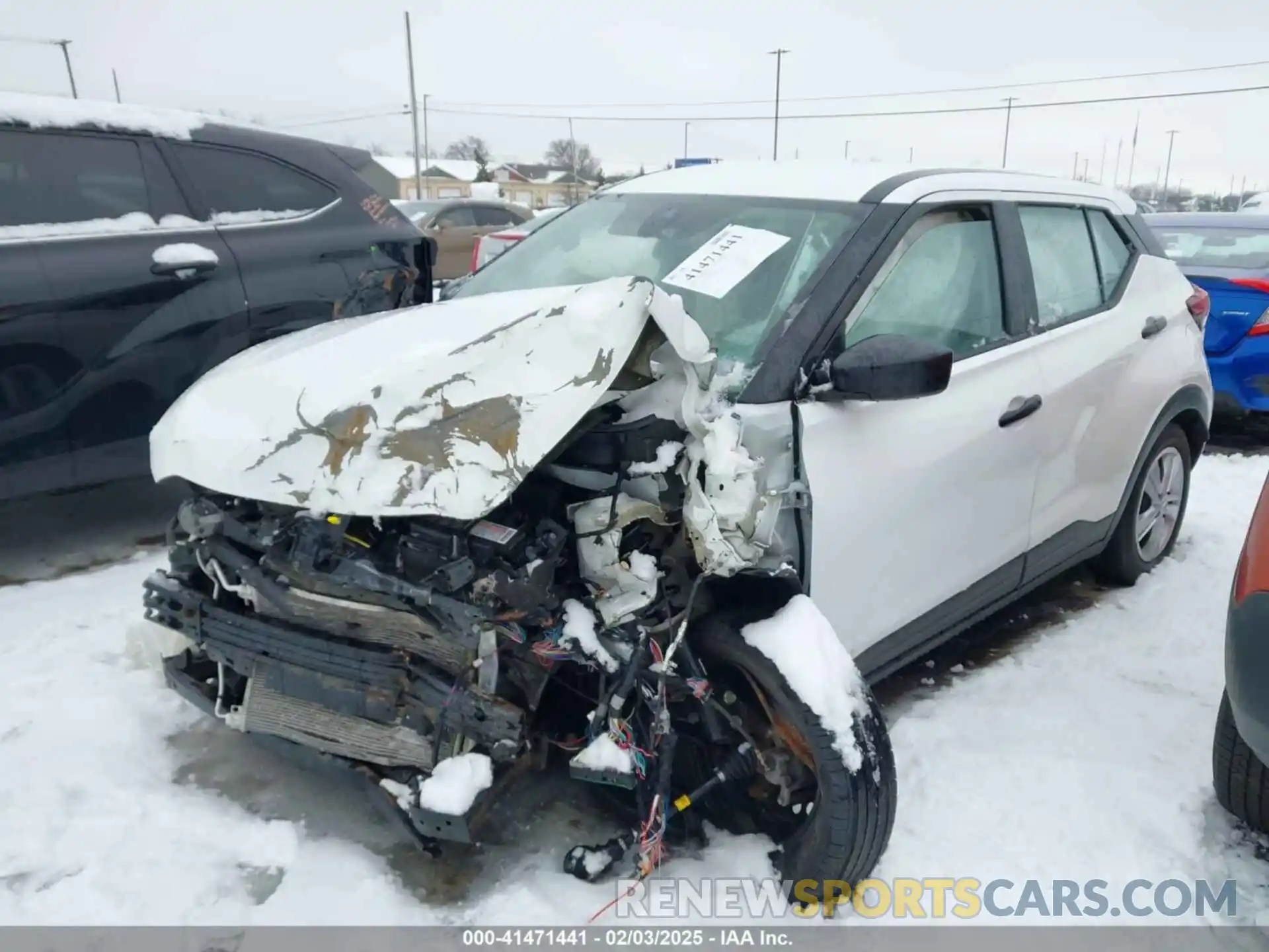 2 Photograph of a damaged car 3N1CP5BV8ML485322 NISSAN KICKS 2021