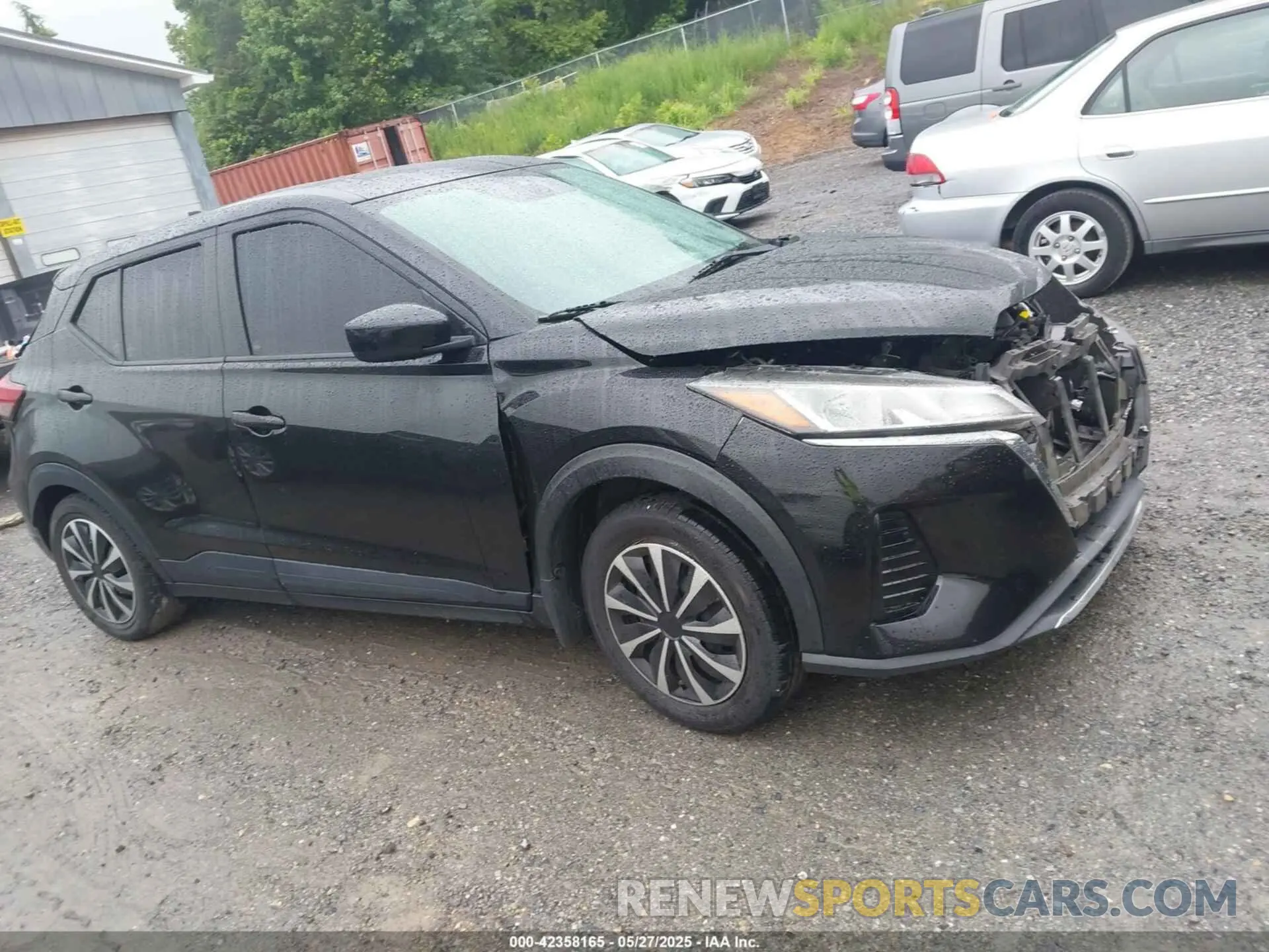 14 Photograph of a damaged car 3N1CP5BV8ML508968 NISSAN KICKS 2021